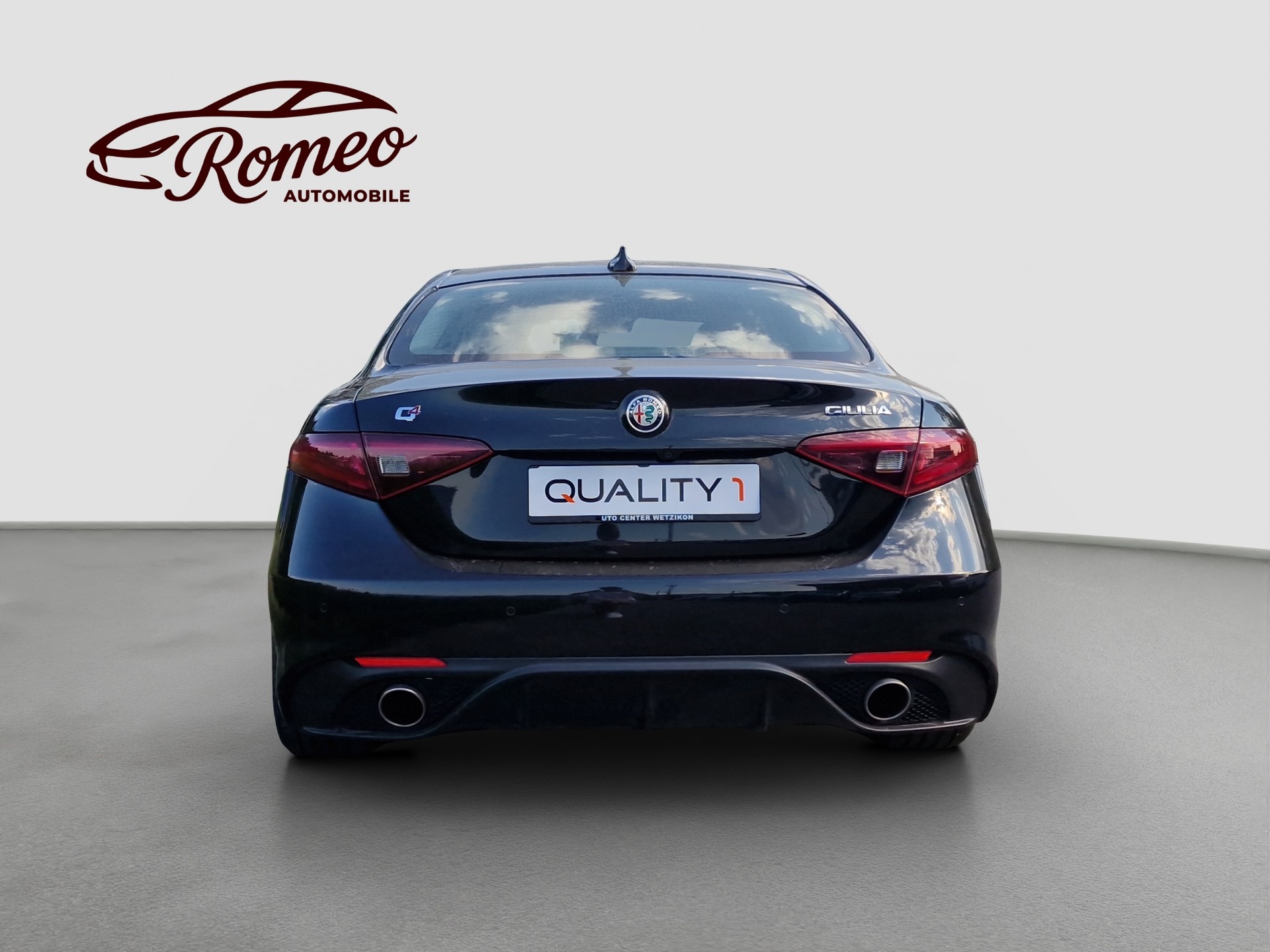 ALFA ROMEO Giulia 2.2 JTDM Veloce Q4 Automatic-image-3