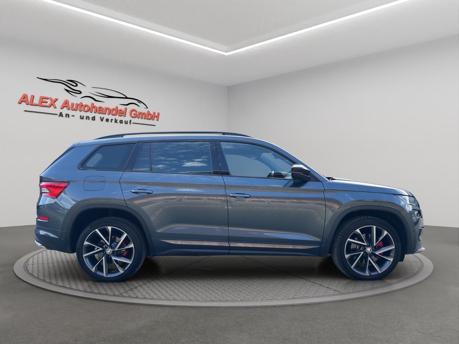 SKODA Kodiaq 2.0 Bi-TDI SCR RS 4x4 DSG 7-Plätze (Lessing oder Finanzierung möglich!)-image-7