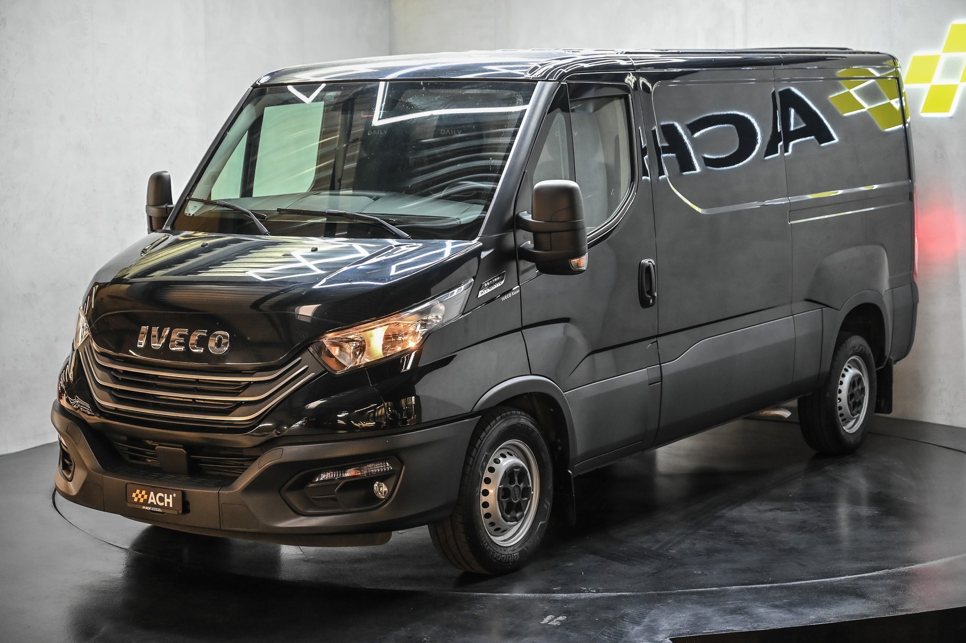 IVECO Daily 35S16A8 V Kaw.3520 H1.5 2.3 HPI 156-showroom-element-2