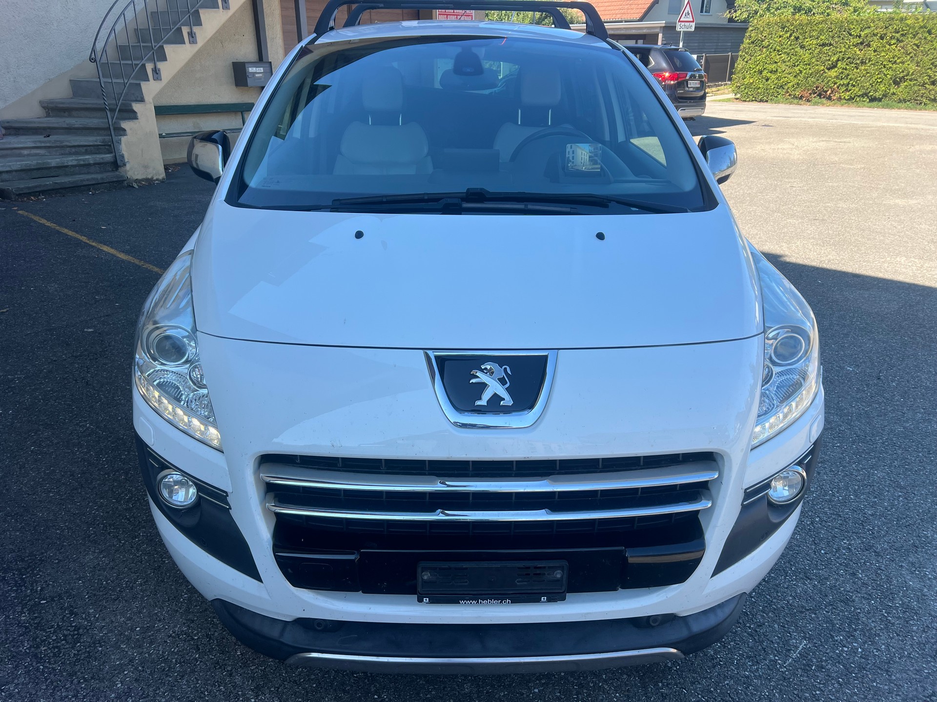 PEUGEOT 3008 HYbrid4 2.0 HDI EGS6