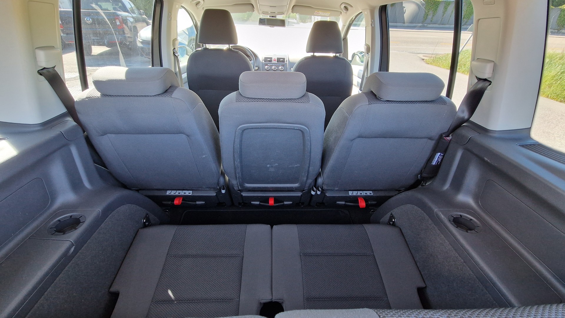 VW Touran 1.4 TSI Start DSG-image-15