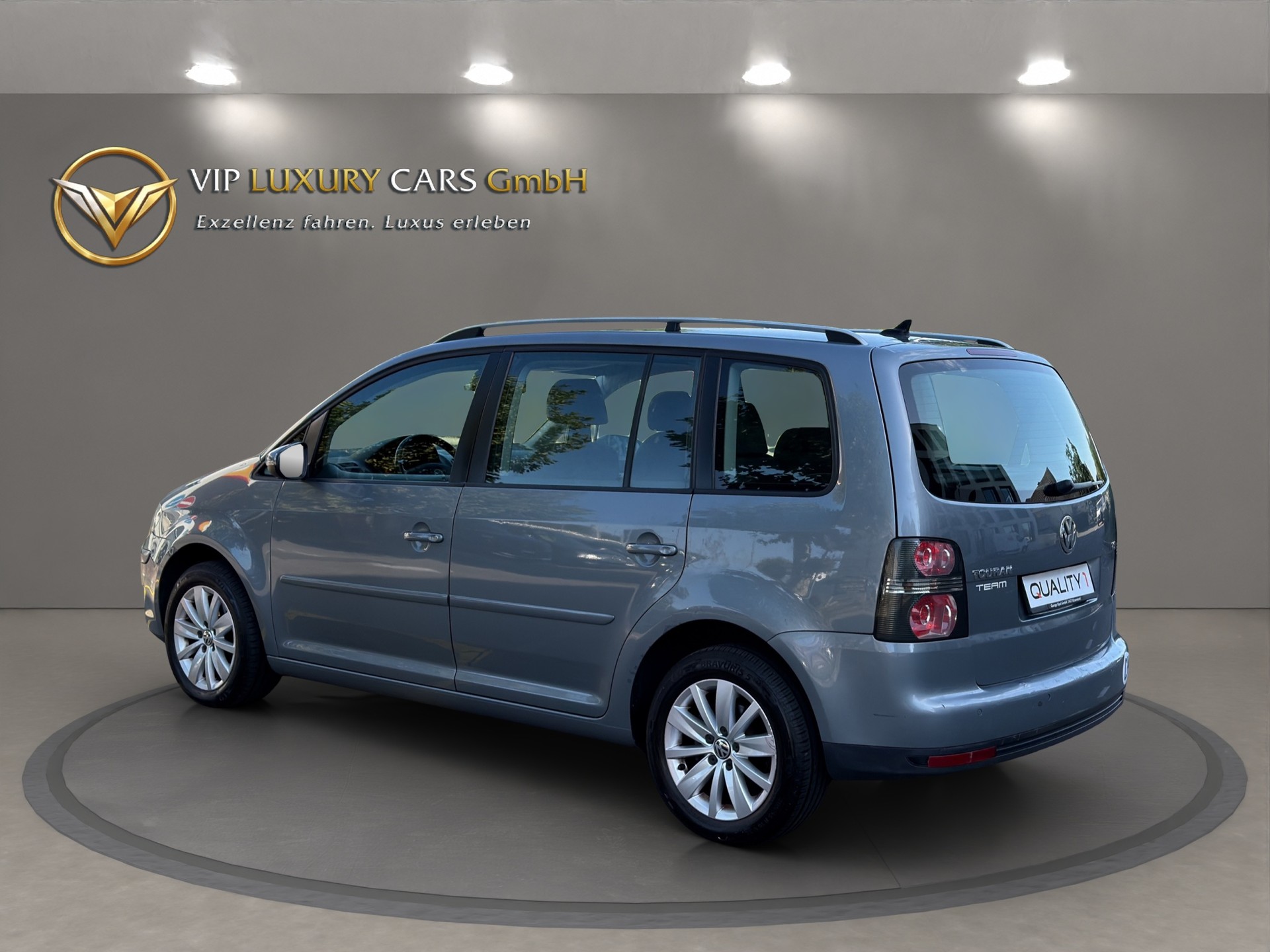 VW Touran 1.4 TSI Team DSG 7 plätze-image-5