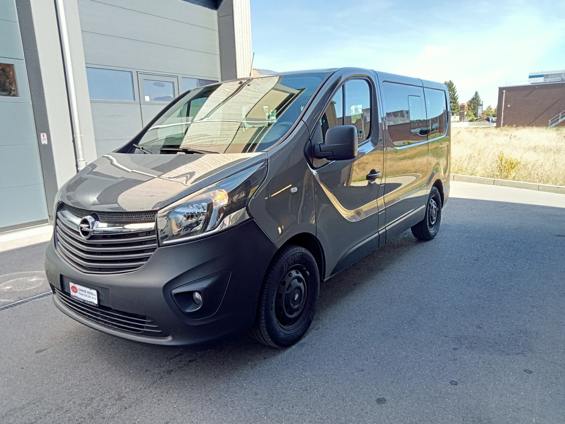 OPEL Vivaro 1.6 CDTI Combi+ 2.9t L2H1-image-2