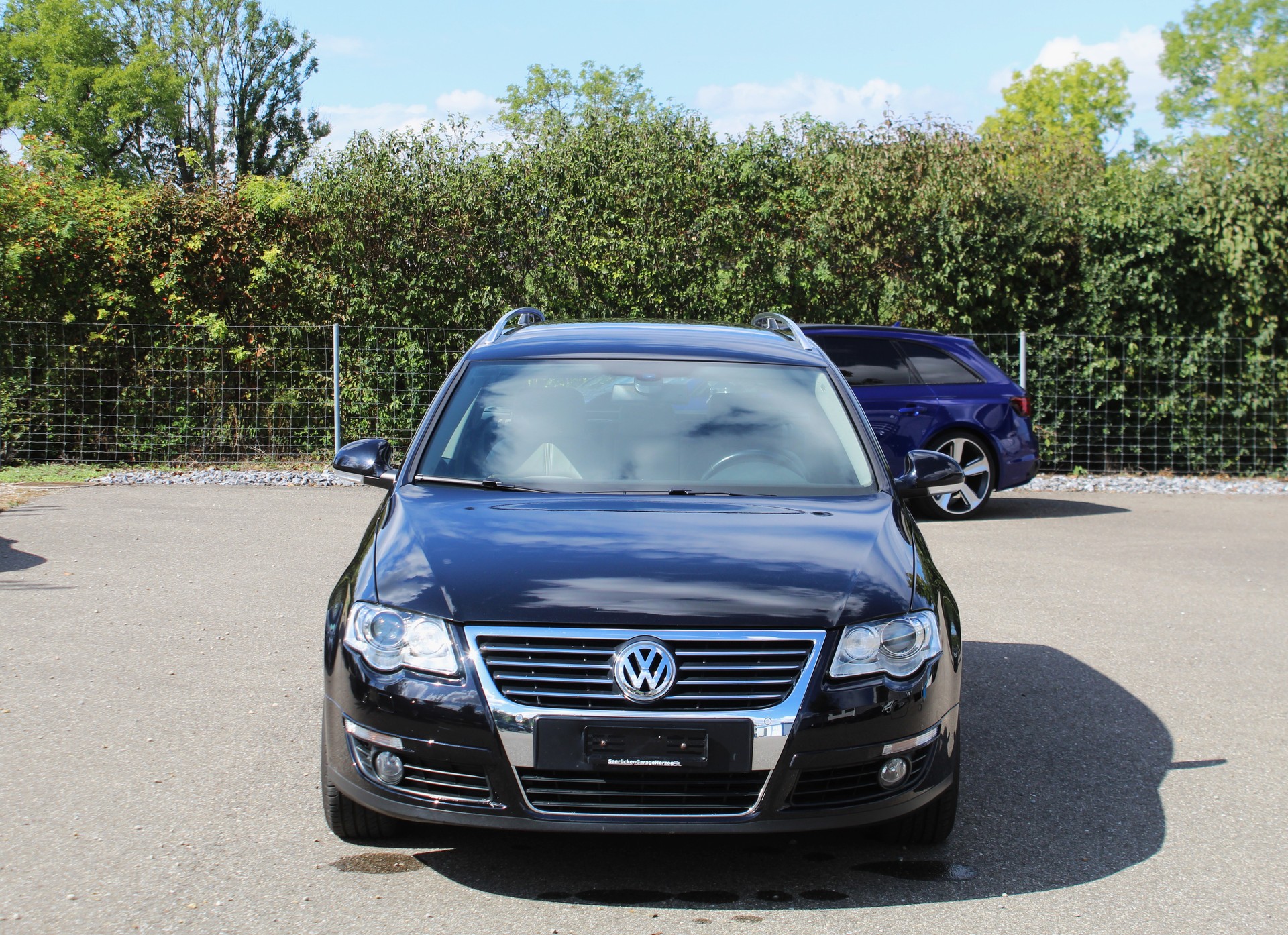 VW Passat Variant 2.0 FSI Highline / CH-Fahrzeug-showroom-element-1