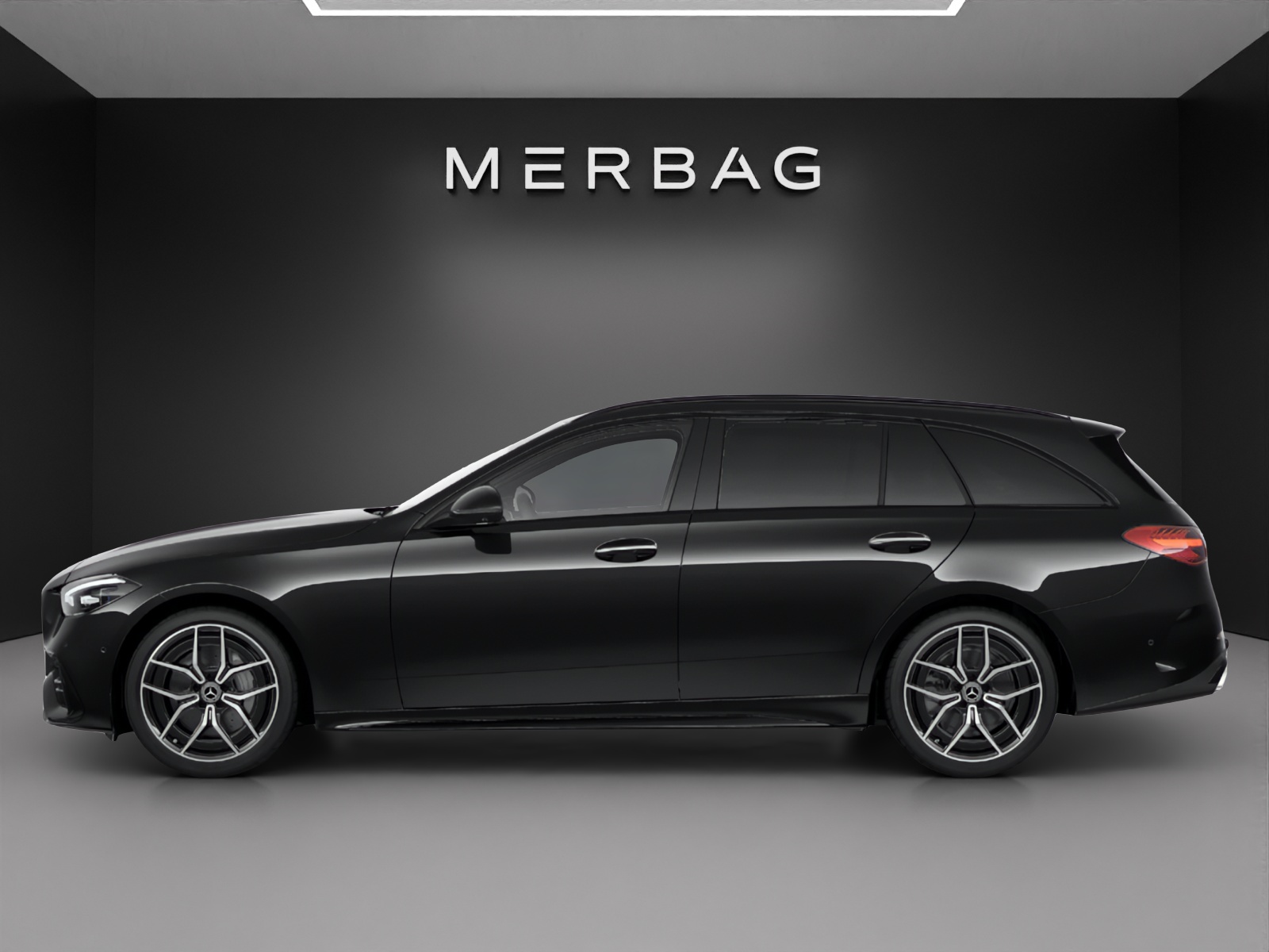 MERCEDES-BENZ C 220 d T 4 Matic-image-1