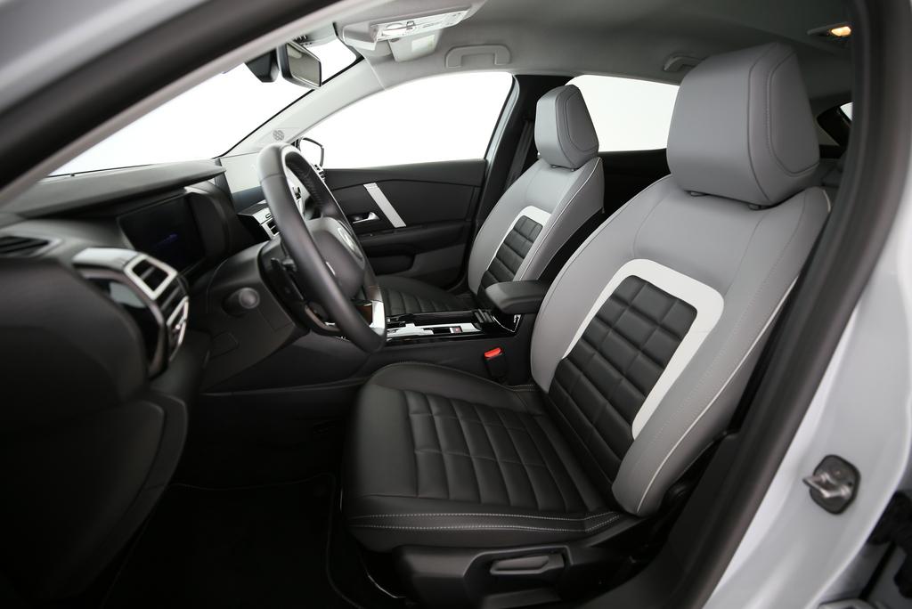 CITROEN Citroën C4 1.2 Hybrid Max-showroom-element-3