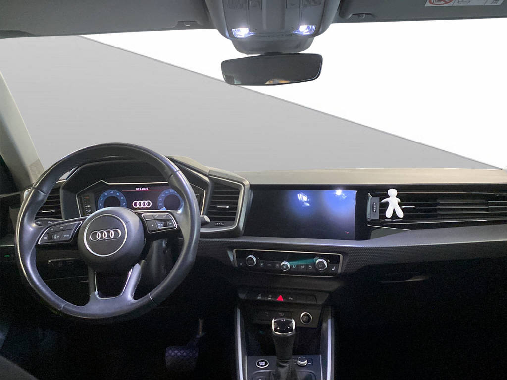 AUDI A1 Sportback 1.5 35 TFSI S-Tronic-image-10