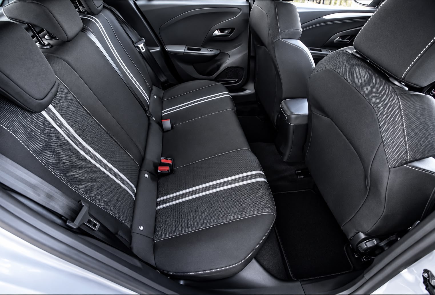 OPEL Corsa e- 51kWh GS 11 KW 3 Phaser Schneller Laden-image-14