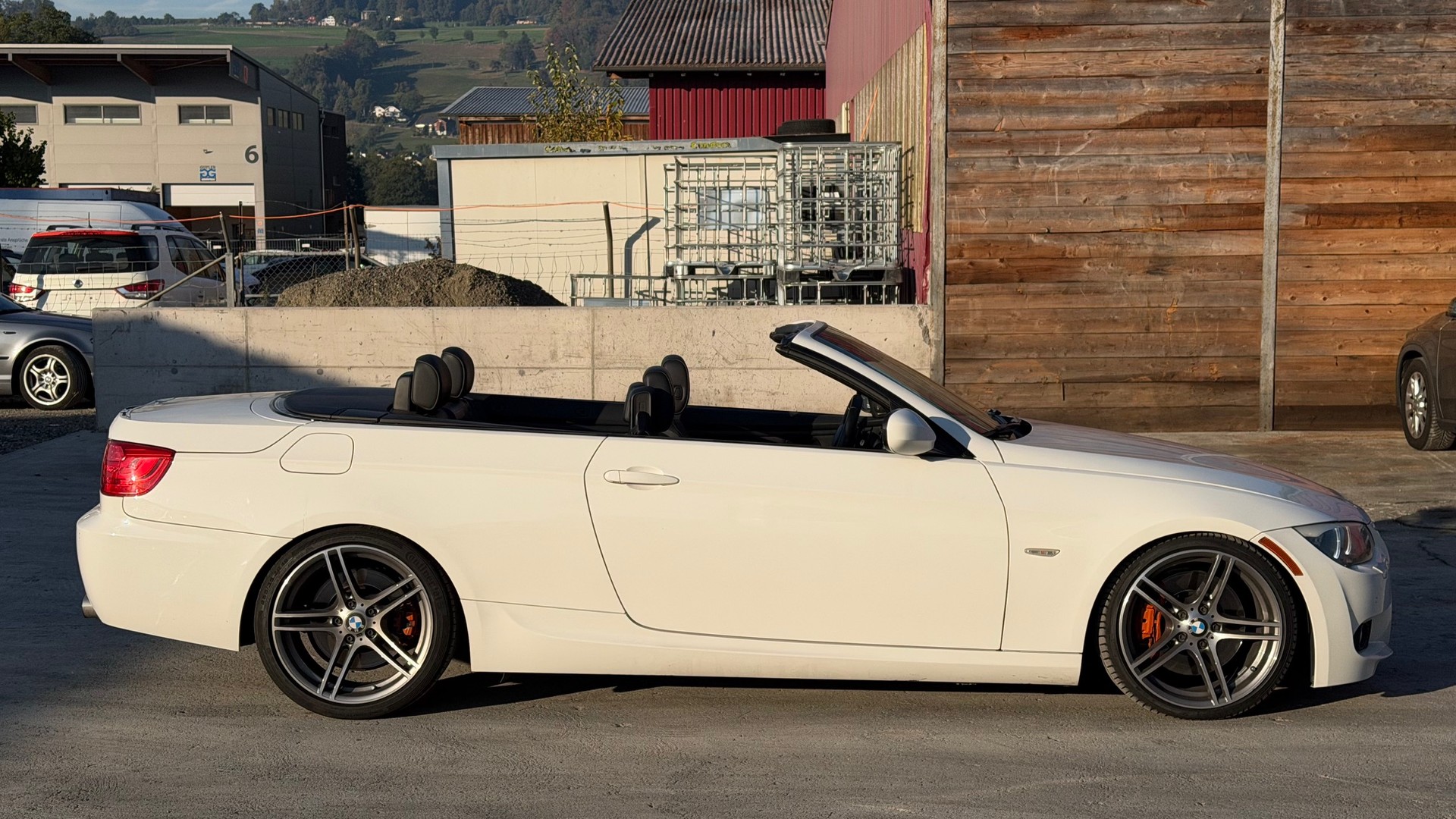 BMW 335i Cabriolet DSG-image-6