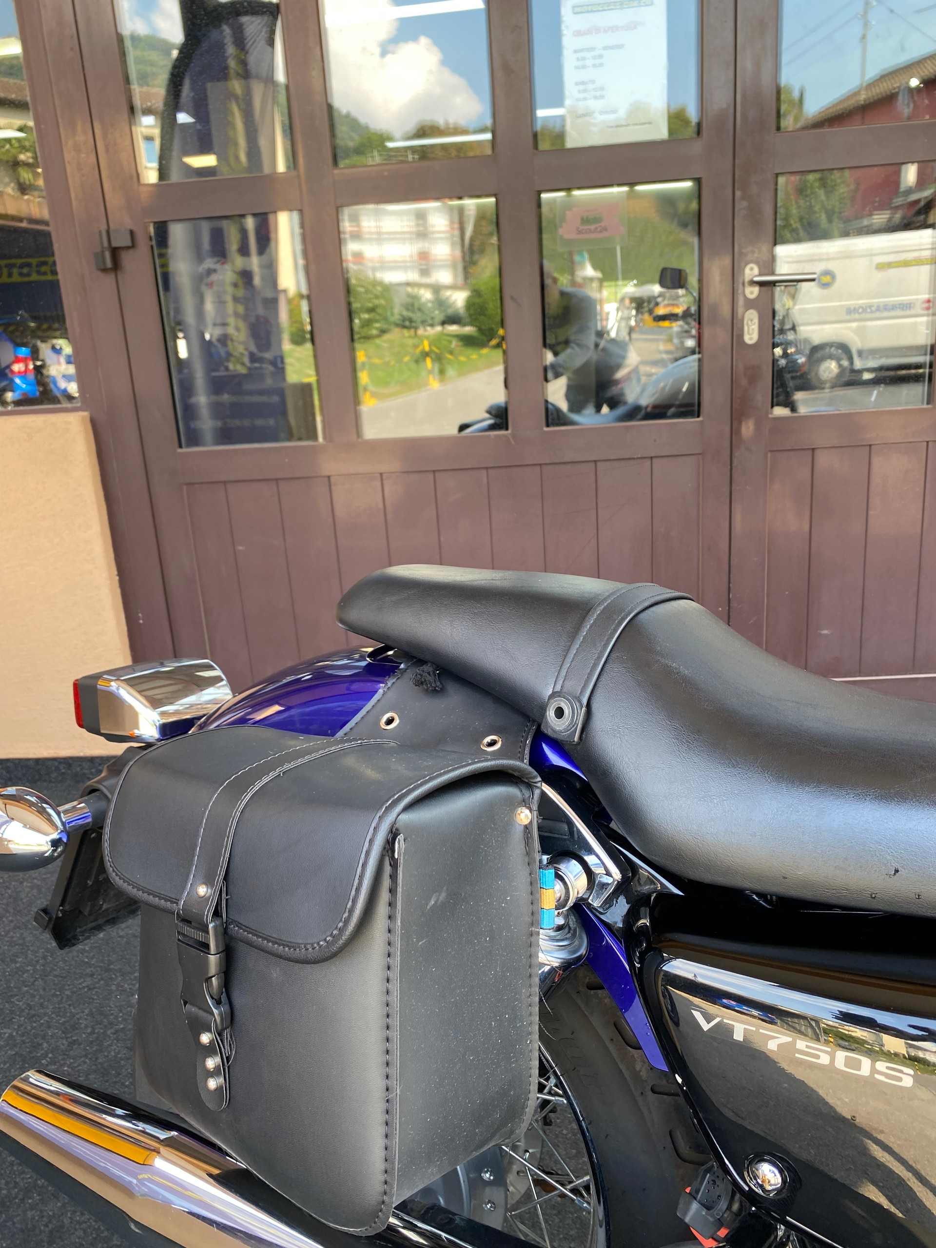 HONDA VT750S Shadow-image-5