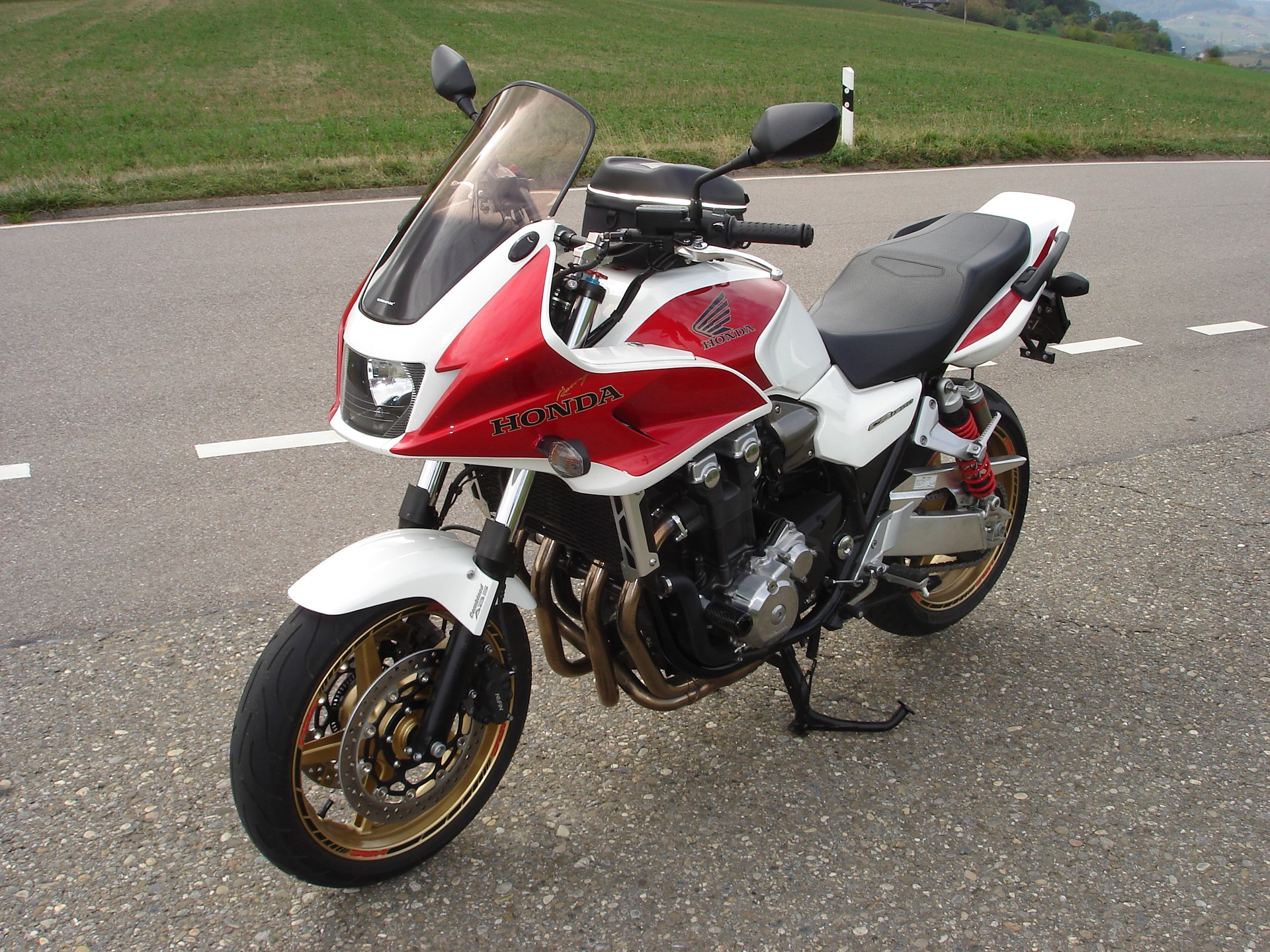 HONDA CB 1300 S ABS-image-9