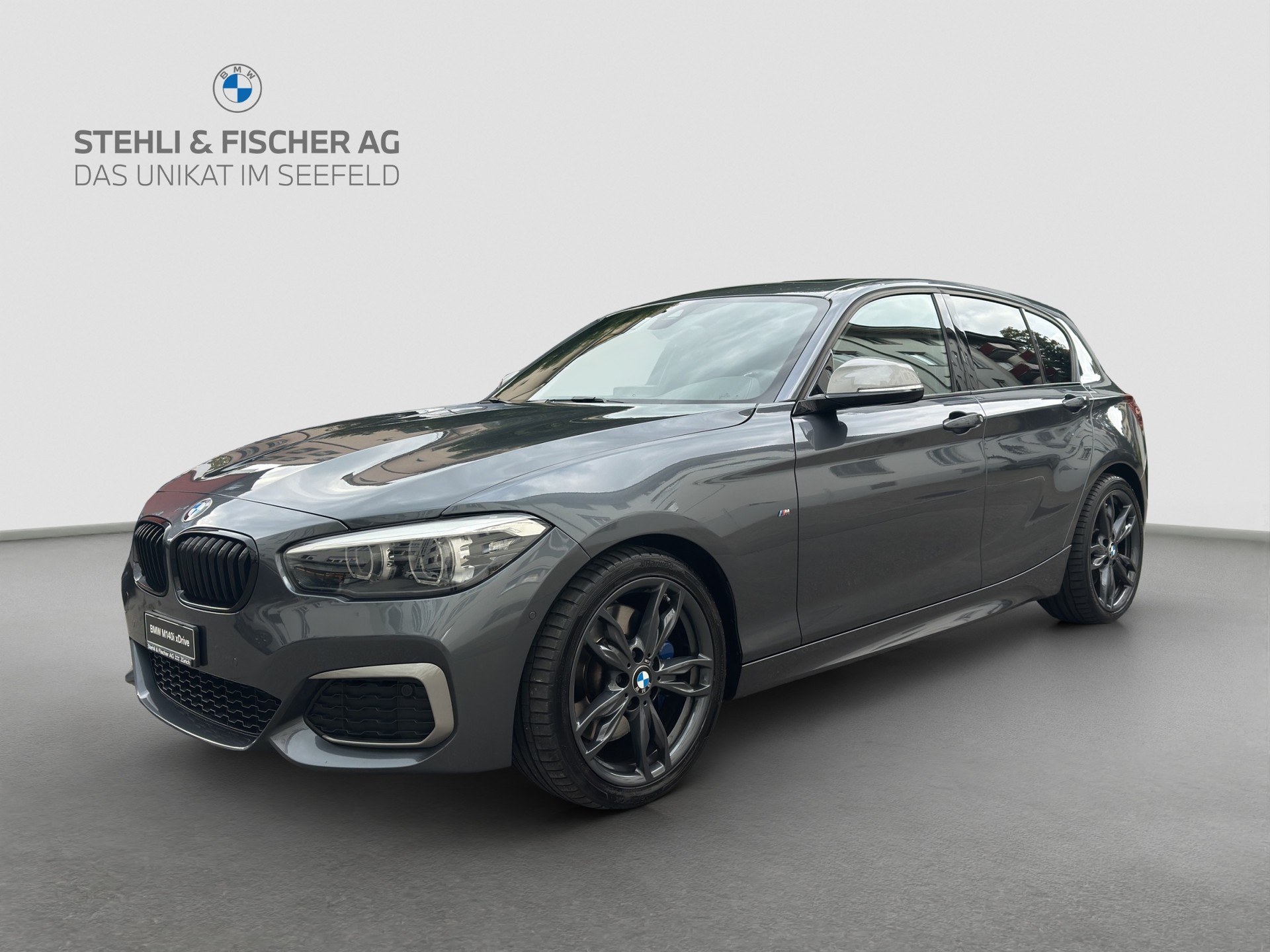 BMW M140i xDrive Steptronic