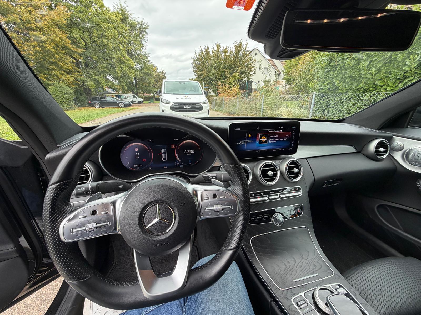 MERCEDES-BENZ C 300 d AMG Line 4matic-image-1