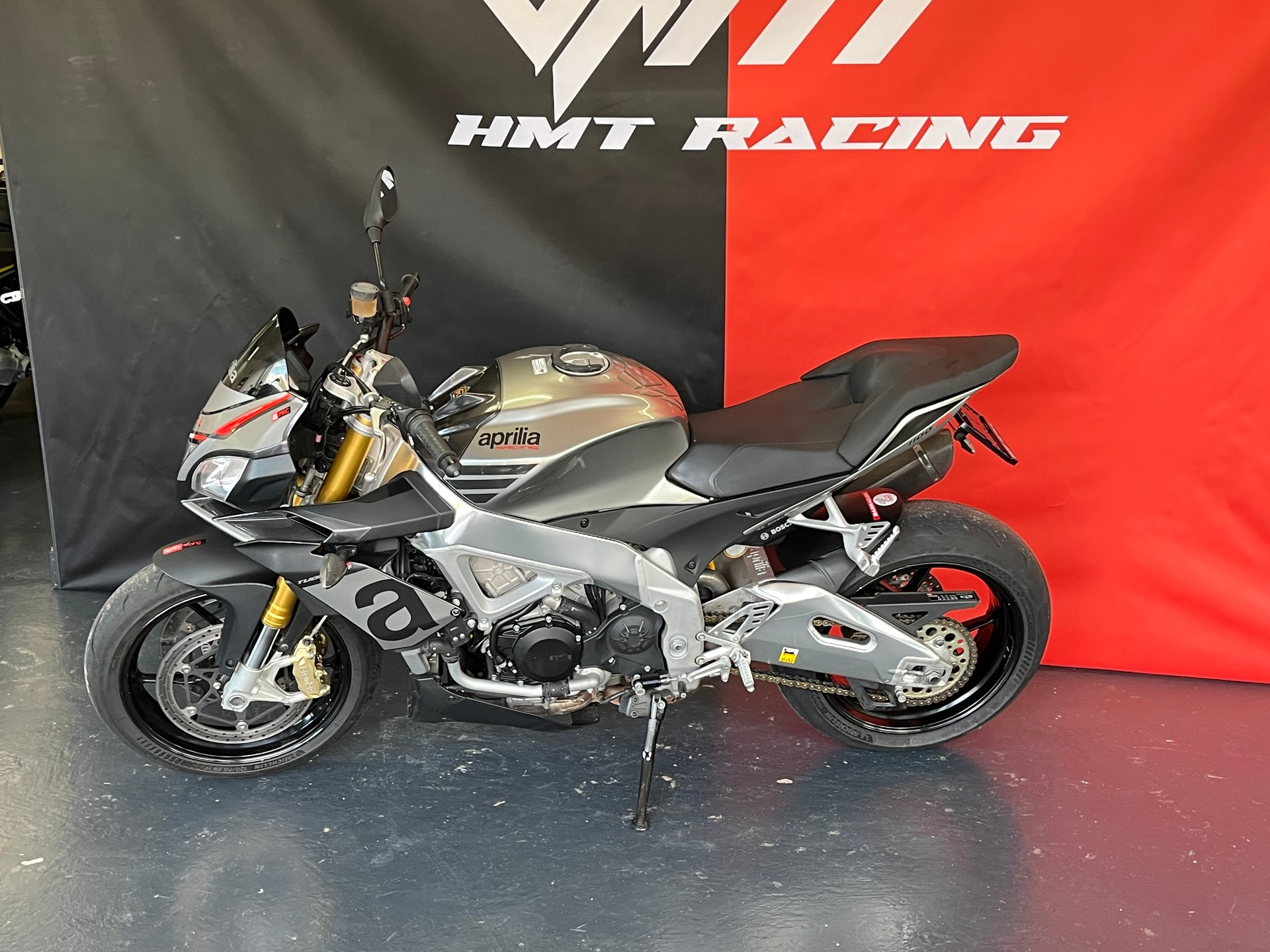 APRILIA Tuono V4 1100 R-image-4