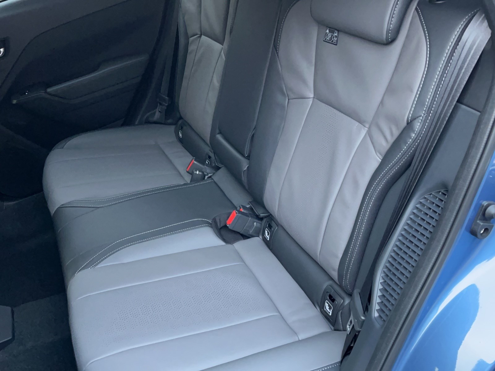 SUBARU CROSSTREK 2.0i e-Boxer Luxury-image-10