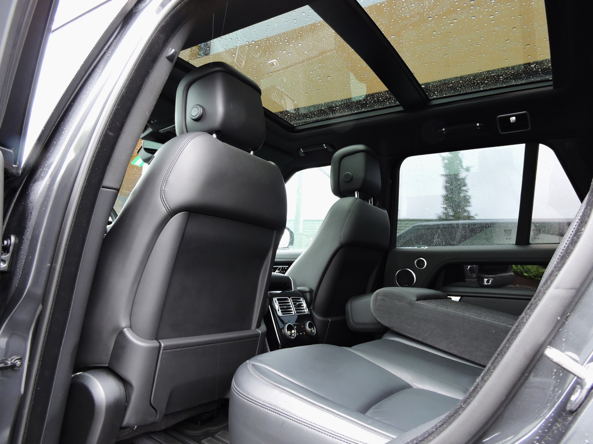 LAND ROVER RR 3.0SDV6 HSE-image-5