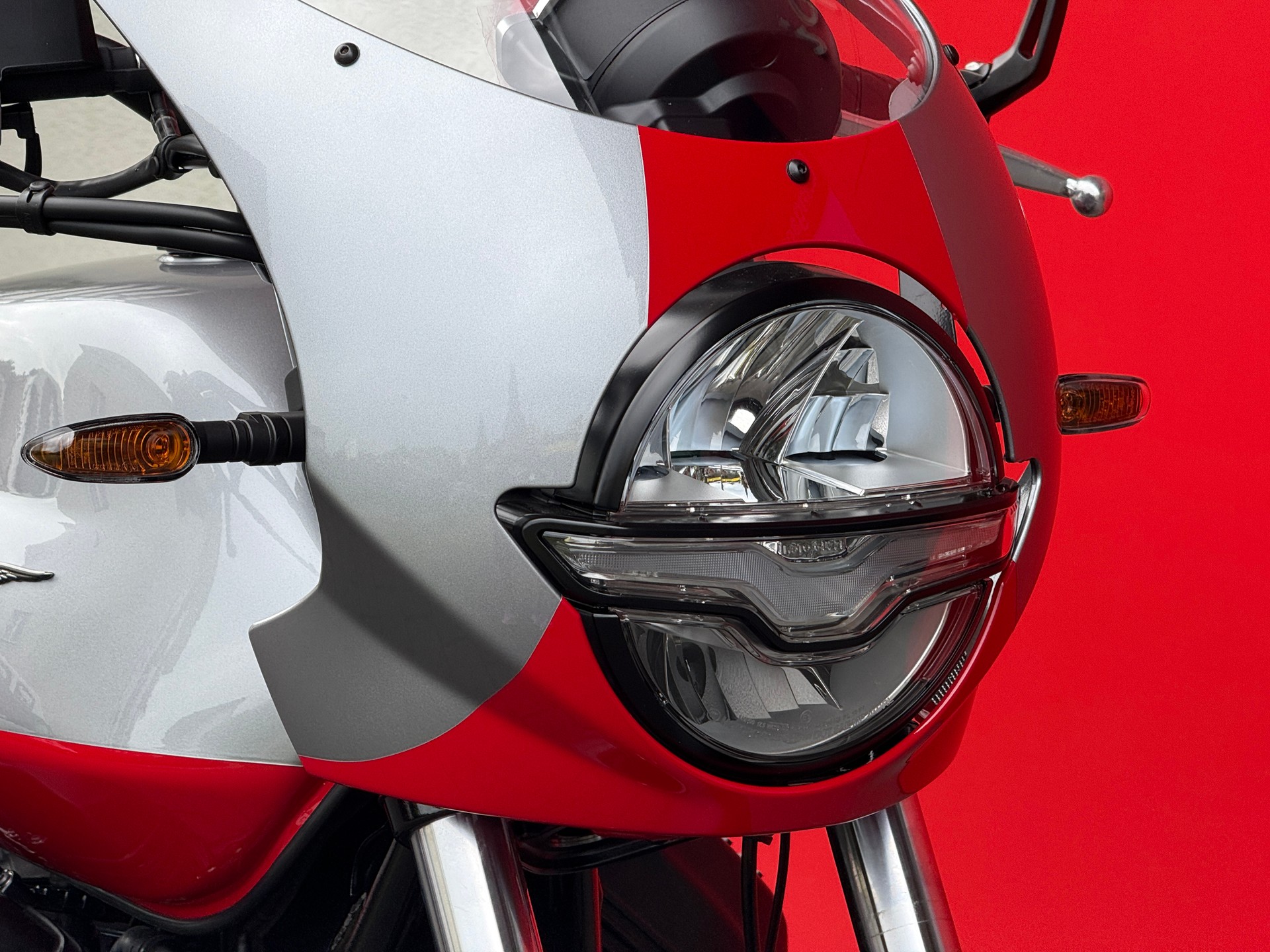 MOTO GUZZI V7 IV 850 Stone Corsa-image-3