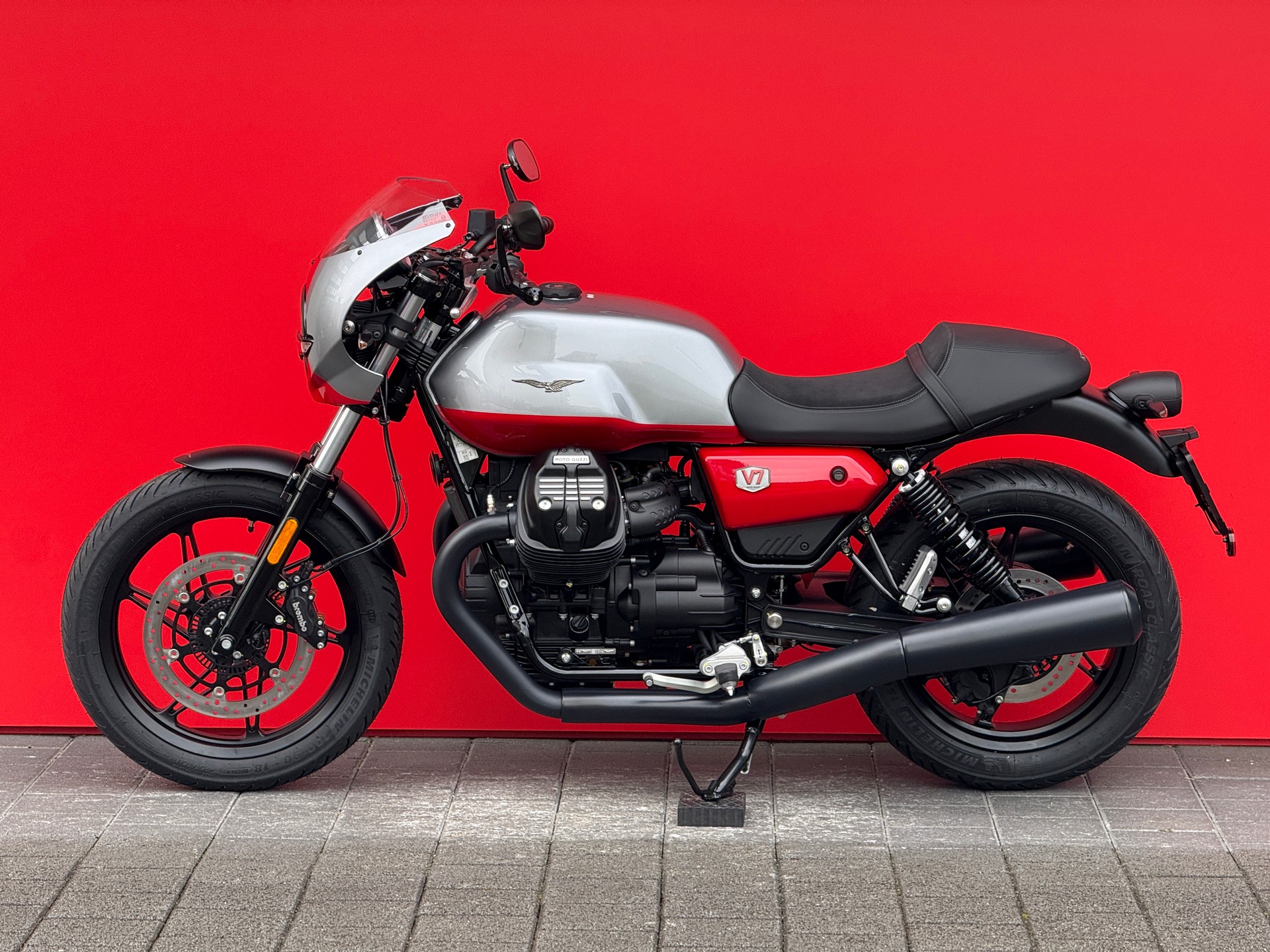MOTO GUZZI V7 IV 850 Stone Corsa-image-4