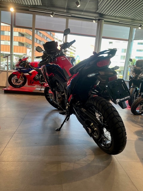 HONDA CRF 1100 DCT Africa Twin-image-3