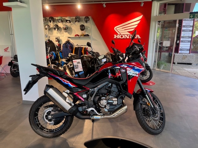 HONDA CRF 1100 DCT Africa Twin-image-5