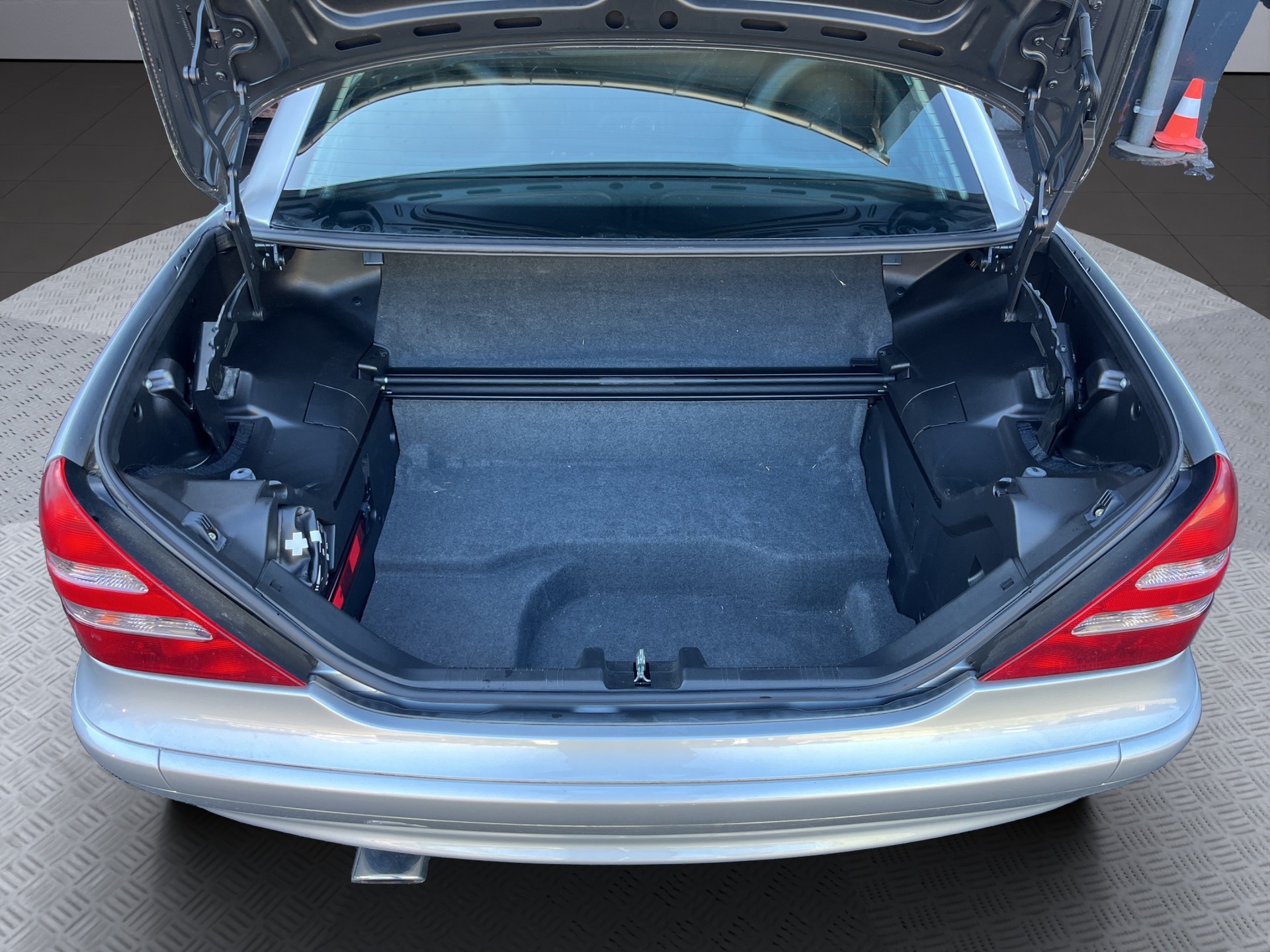 MERCEDES-BENZ SLK 230 Kompressor-image-13