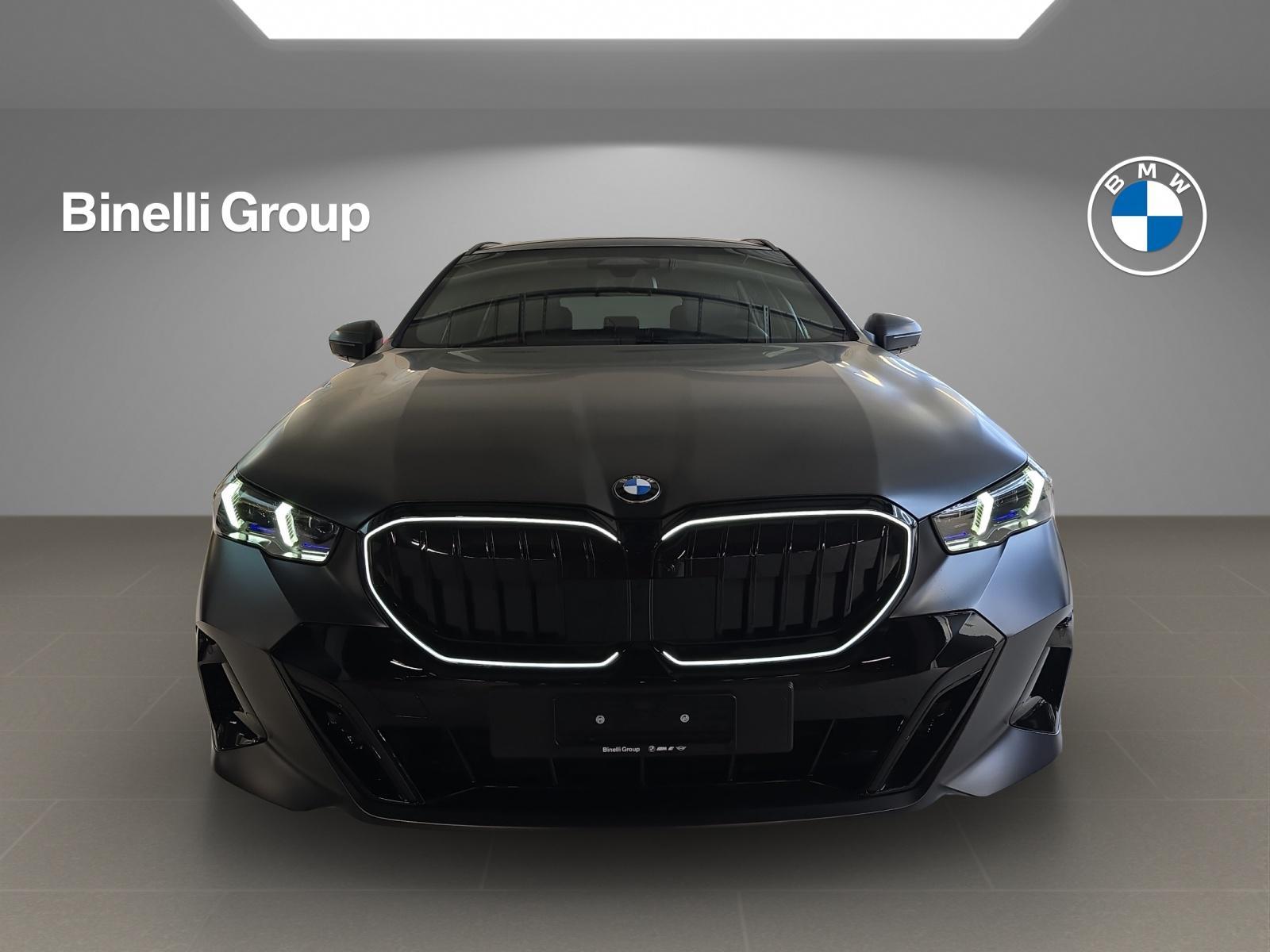 BMW 540d xDrive 48V Touring M Sport Pro Steptronic-showroom-element-1