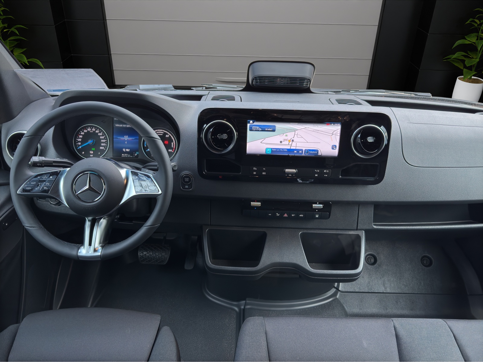 MERCEDES-BENZ E-SPRINTER 320 KA 3665MM-image-7