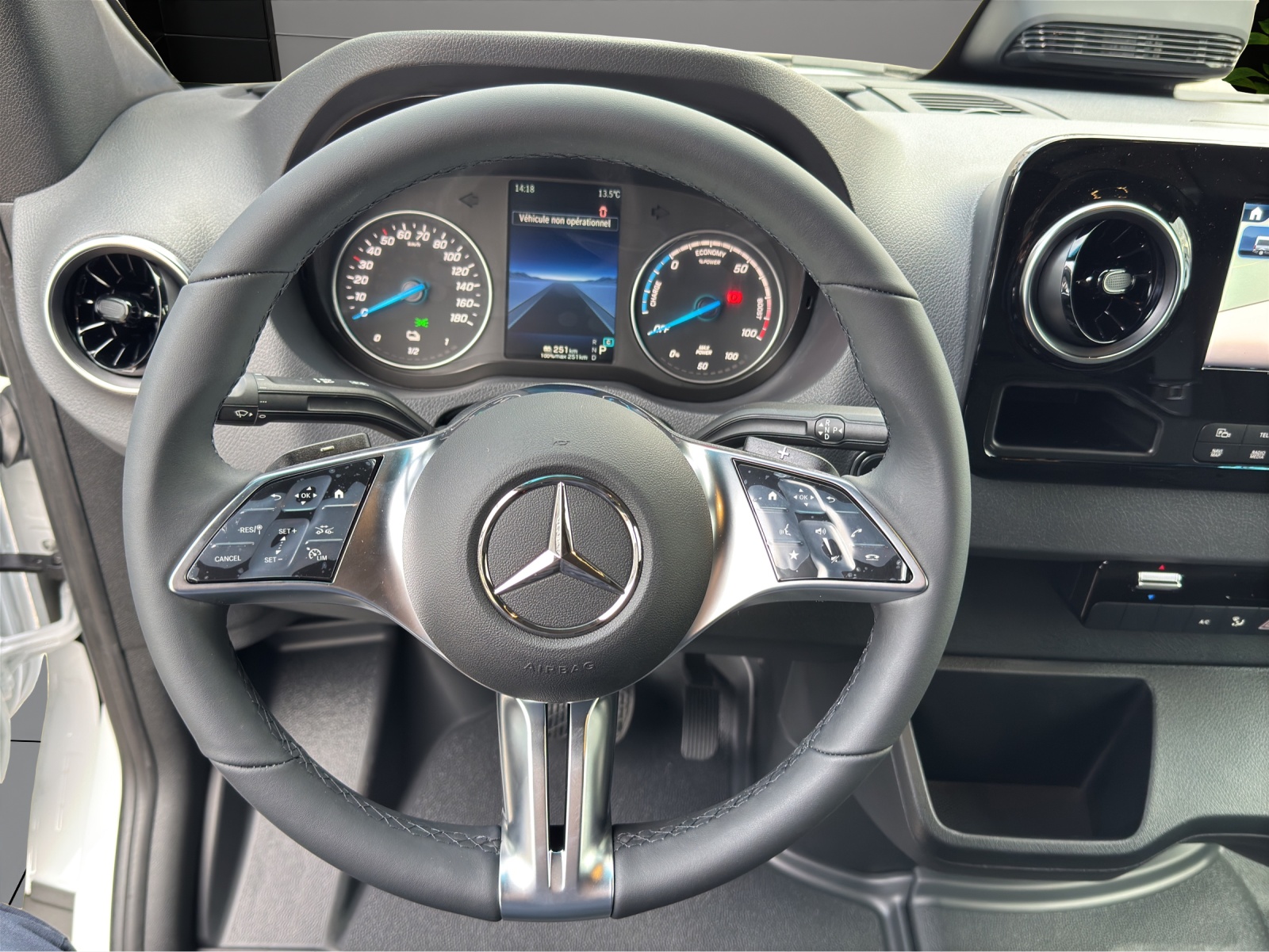 MERCEDES-BENZ E-SPRINTER 320 KA 3665MM-image-6