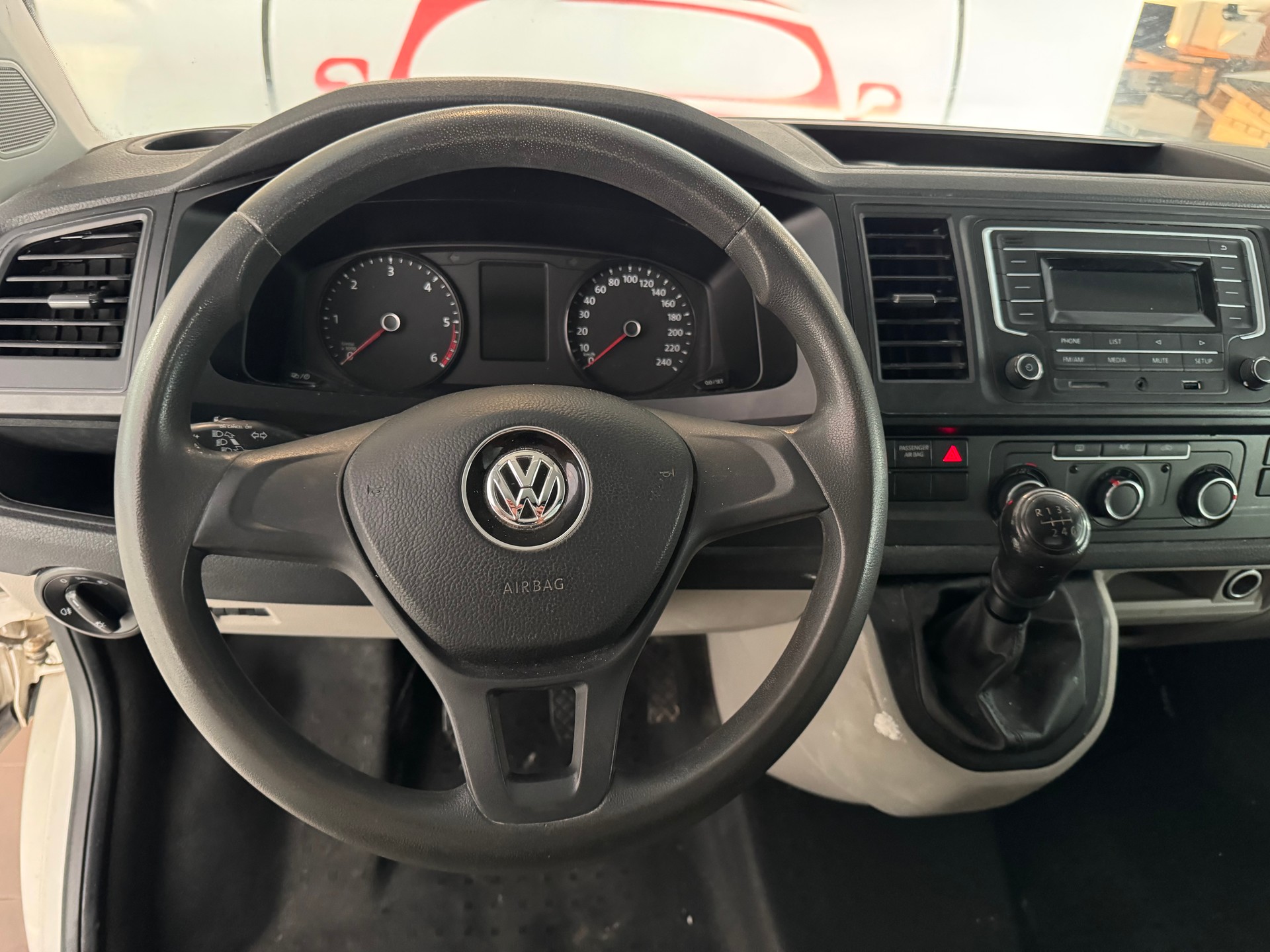 VW T6 2.0 TDI-image-22