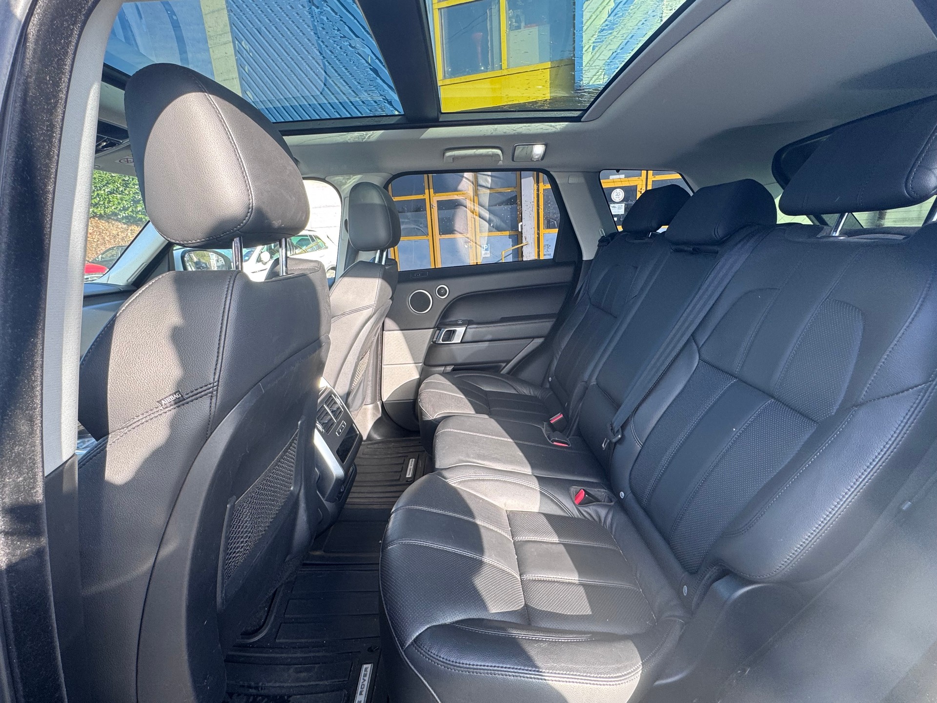 LAND ROVER Range Rover Sport 3.0 SDV6 HSE Dynamic Automatic-image-9