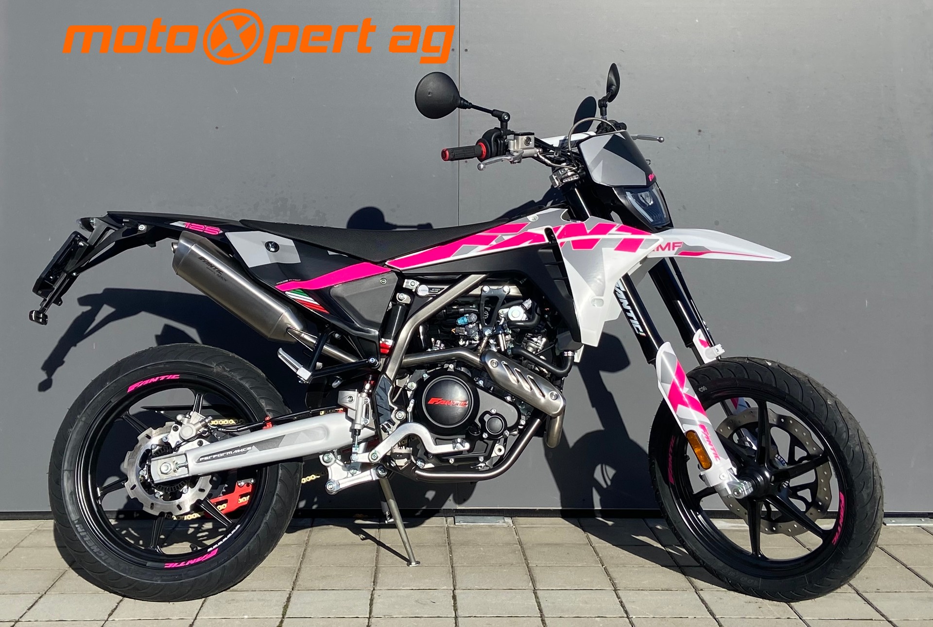 FANTIC Pink Edition