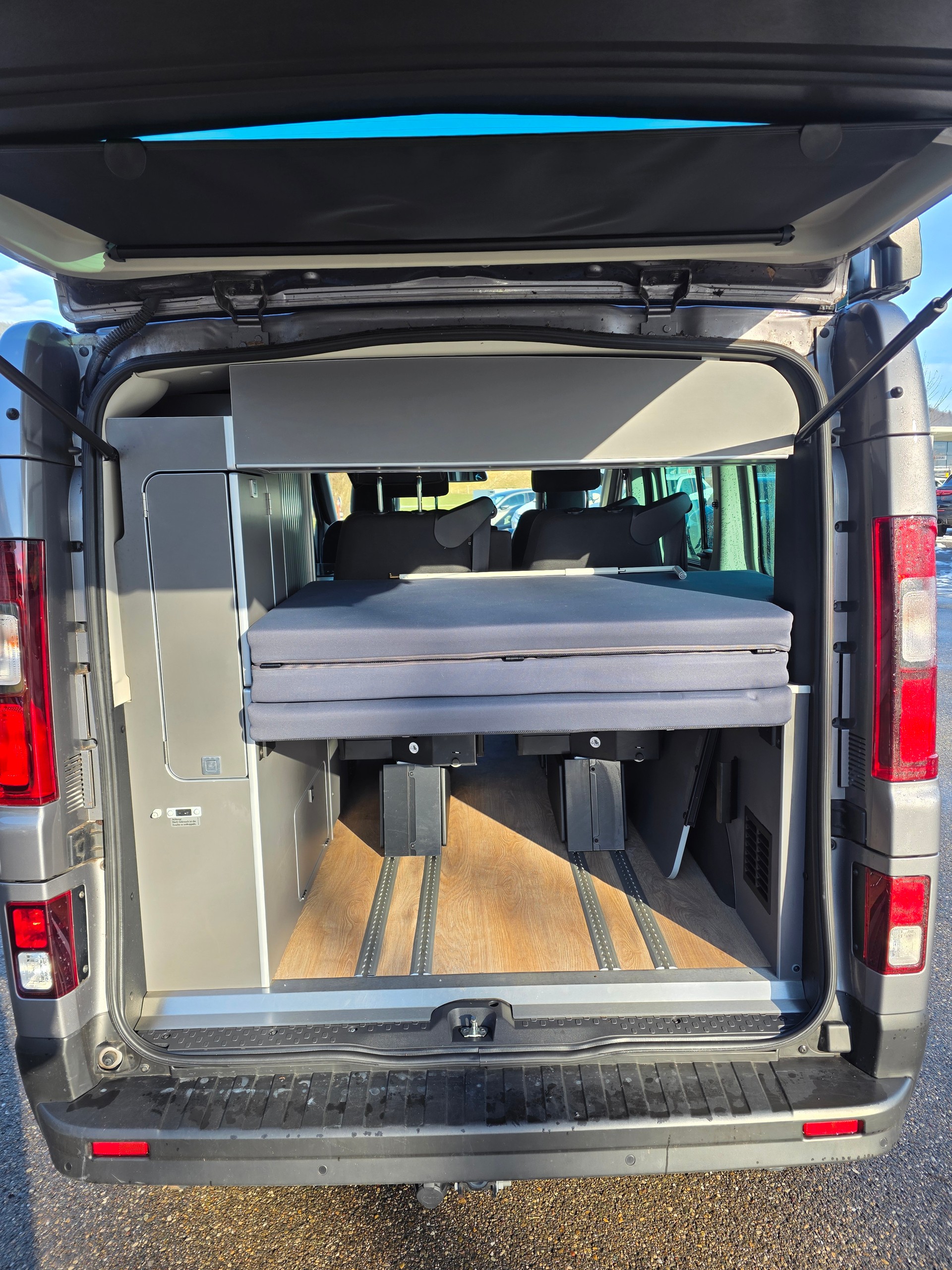 NISSAN NV300 Westfalia Michelangelo Camper L1 DCT-image-9