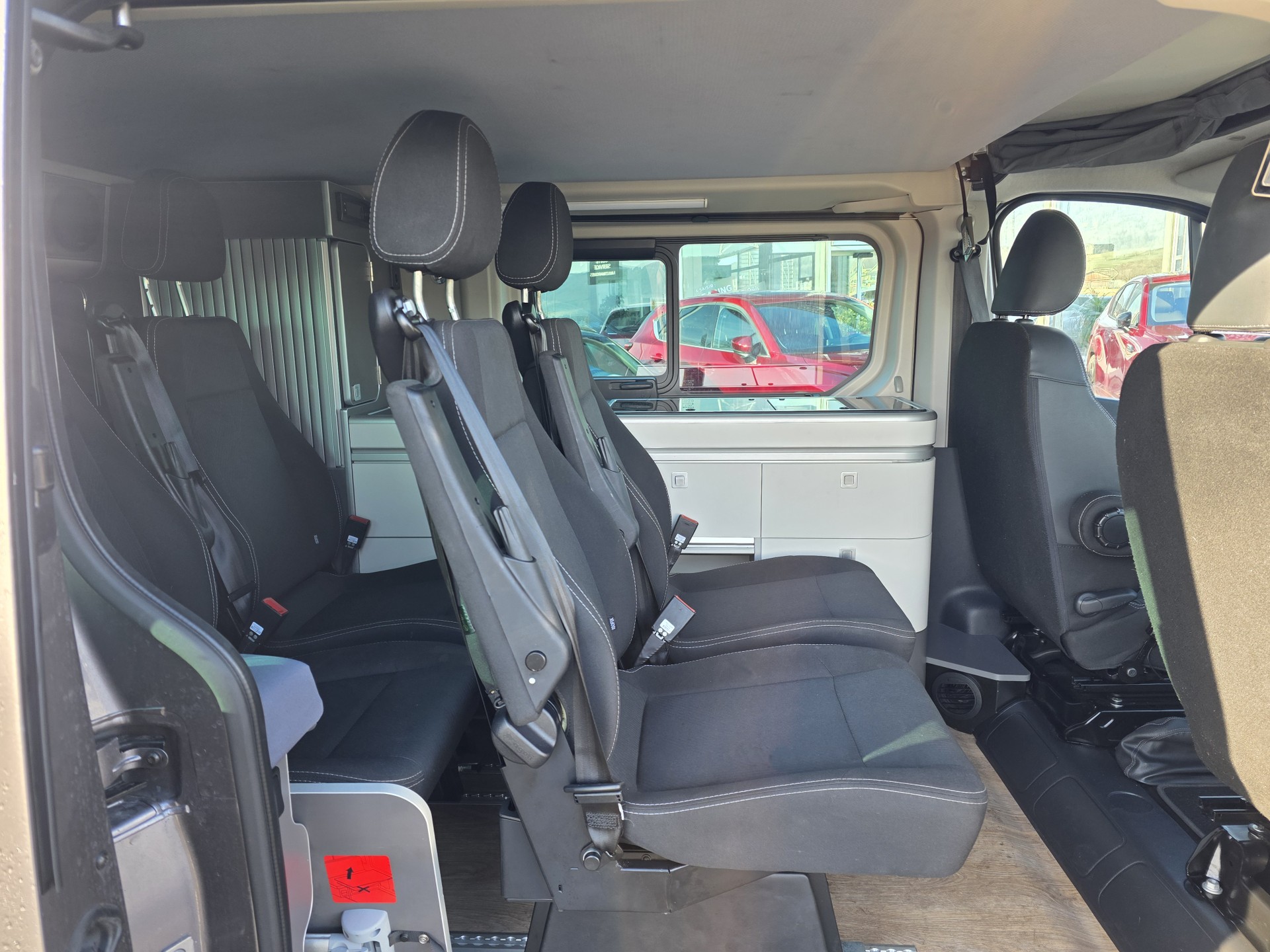 NISSAN NV300 Westfalia Michelangelo Camper L1 DCT-image-8