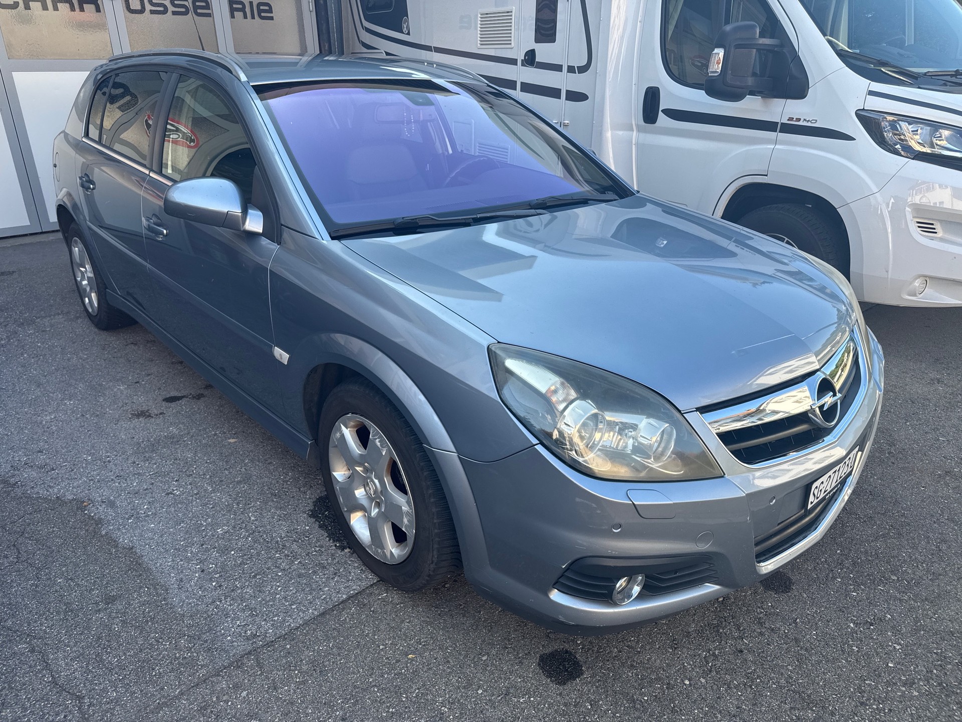 OPEL Signum 1.9 CDTi 16V Diamond Automatic-image-5