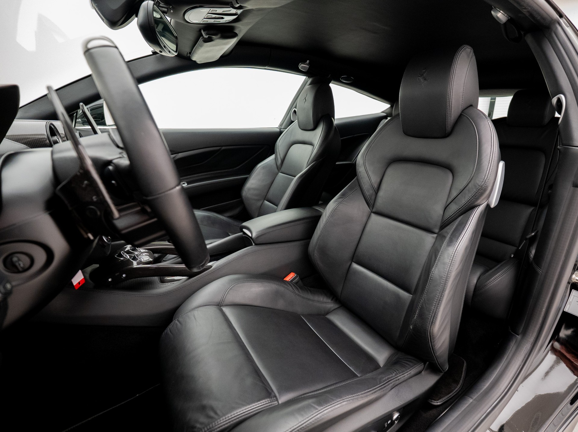 FERRARI FF-image-7