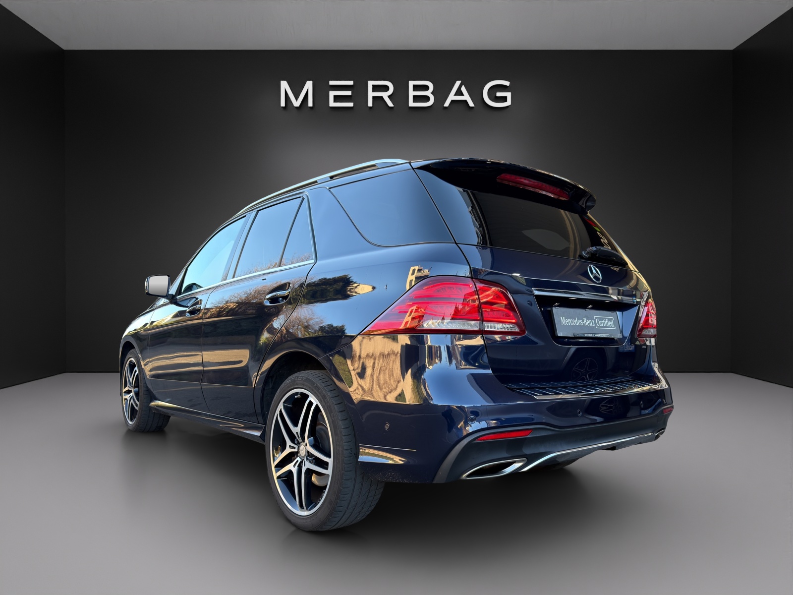 MERCEDES-BENZ GLE 500 Executive 4Matic 9G-Tronic-image-4