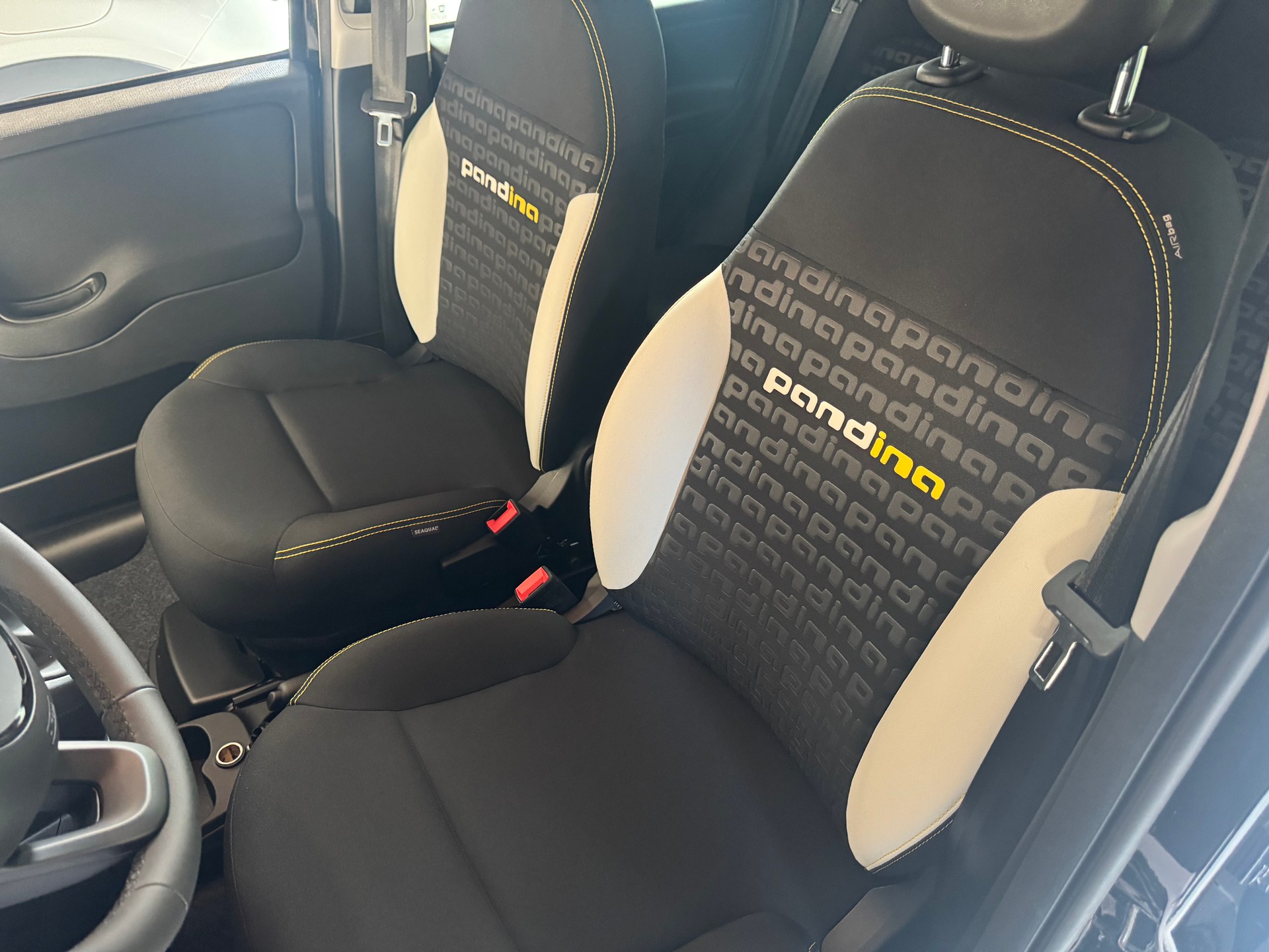FIAT Panda 1.0 MHEV City CROSS-image-7