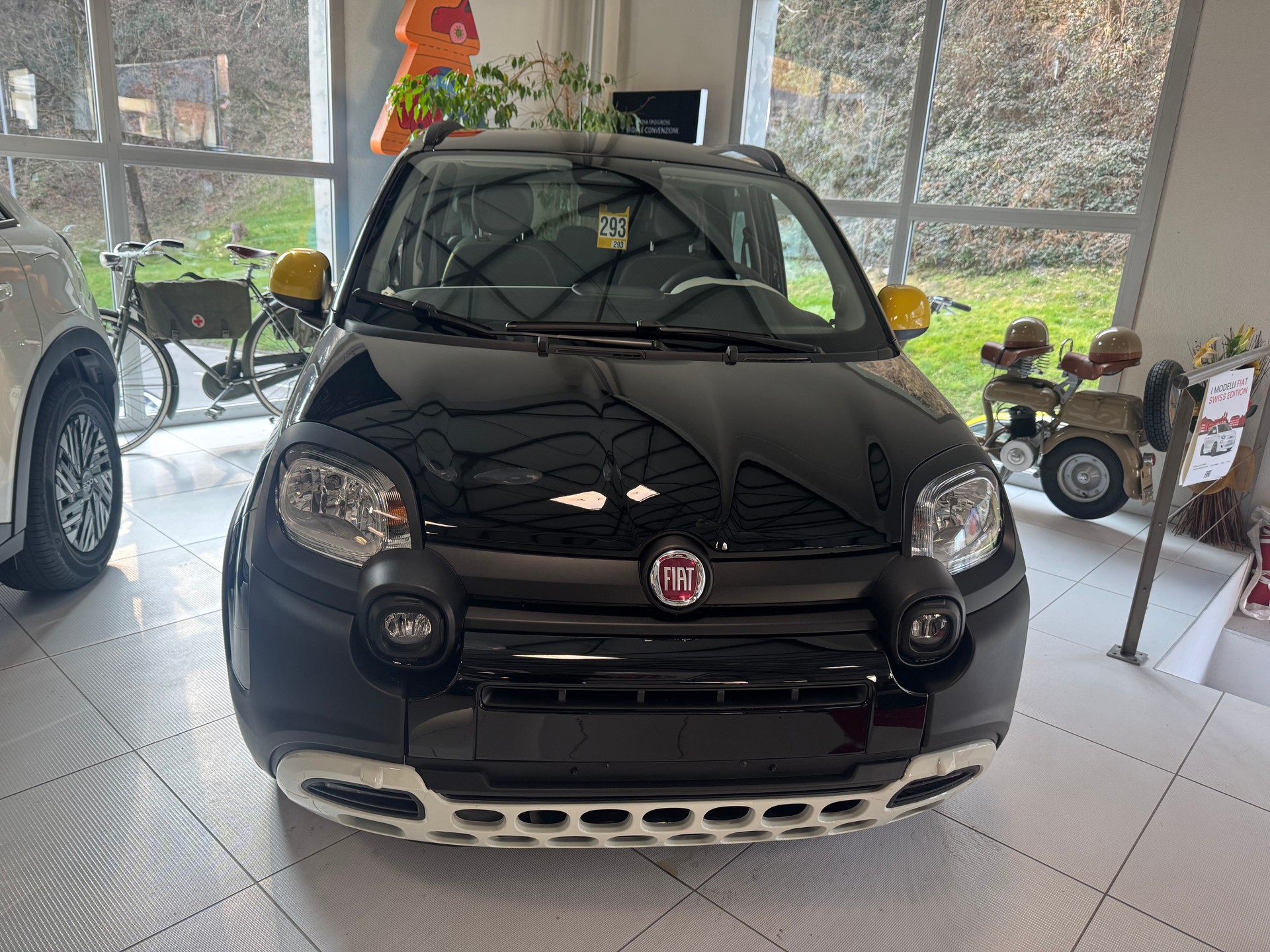 FIAT Panda 1.0 MHEV City CROSS-image-2