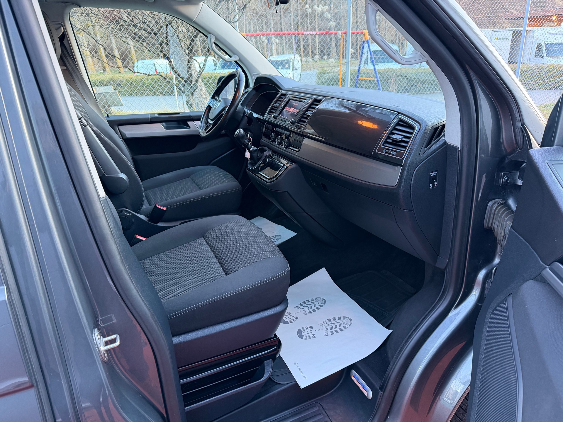 VW T6 Multivan 2.0 Bi-TDI Comfortline 4Motion-image-9