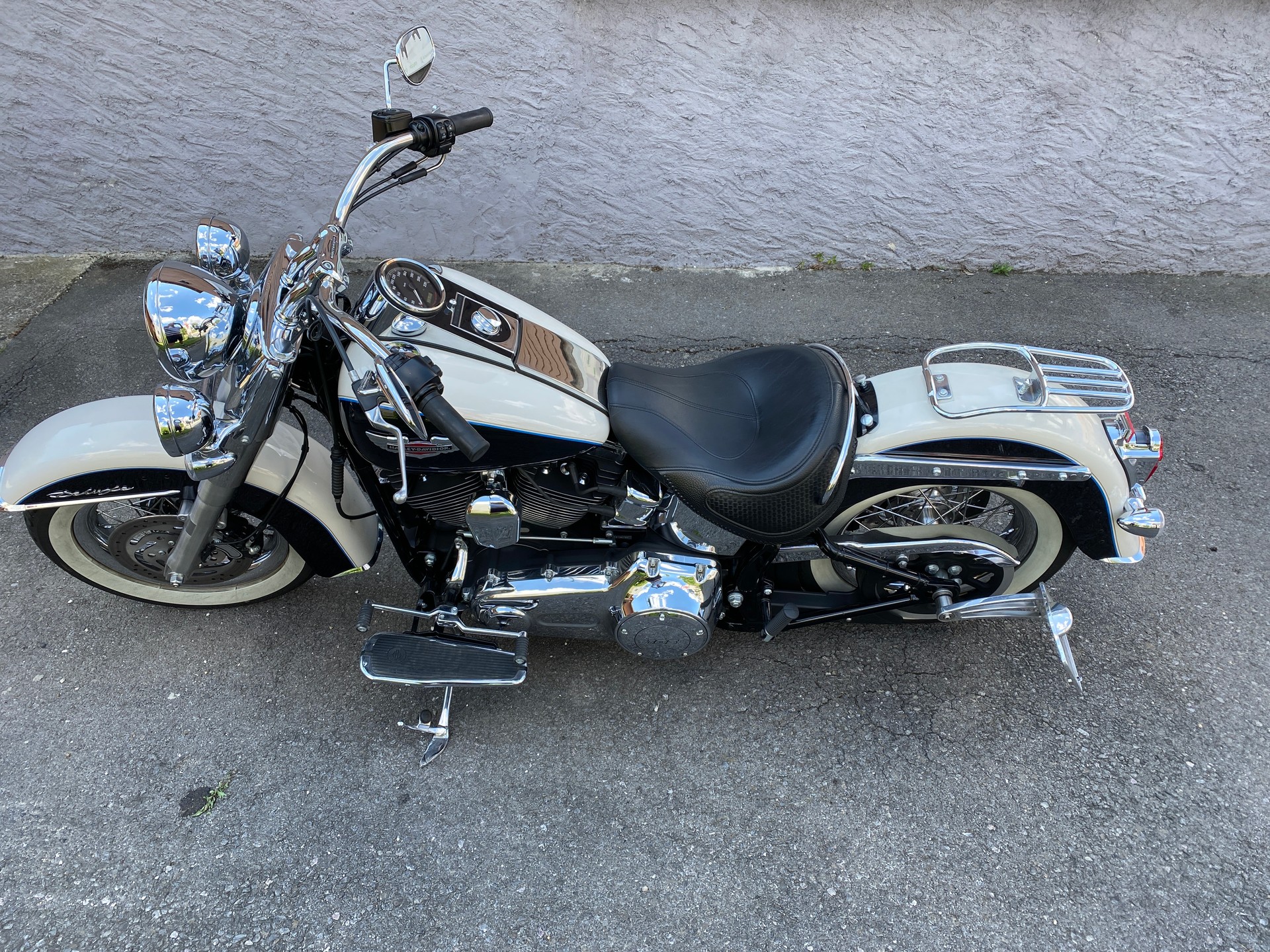 HARLEY-DAVIDSON FLSTN Softail Deluxe ABS-image-10