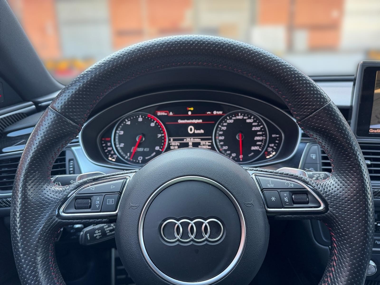AUDI RS6 Avant 4.0 TFSI V8 quattro Tiptronic-image-8