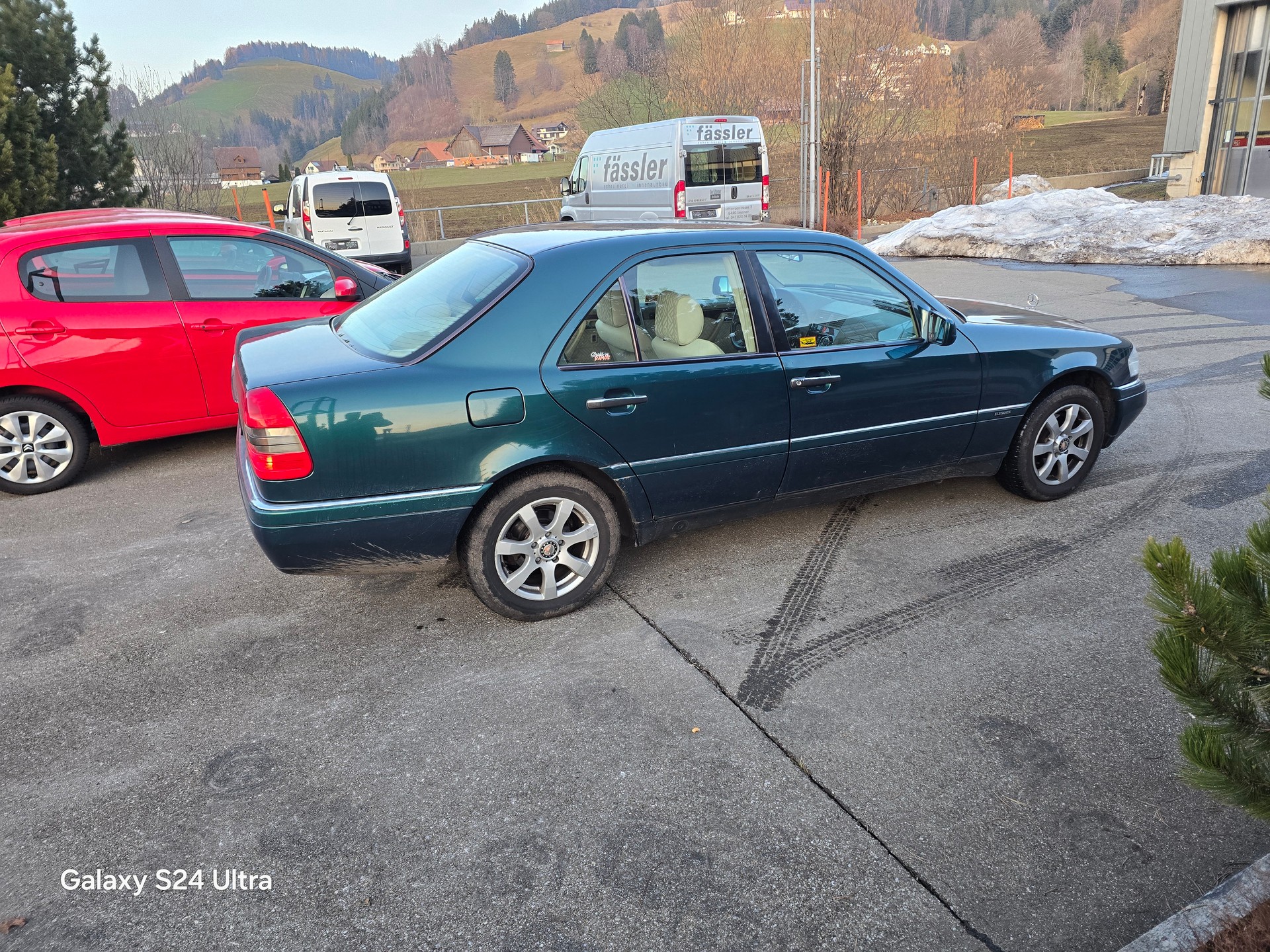 MERCEDES-BENZ C 220 Elégance-image-4