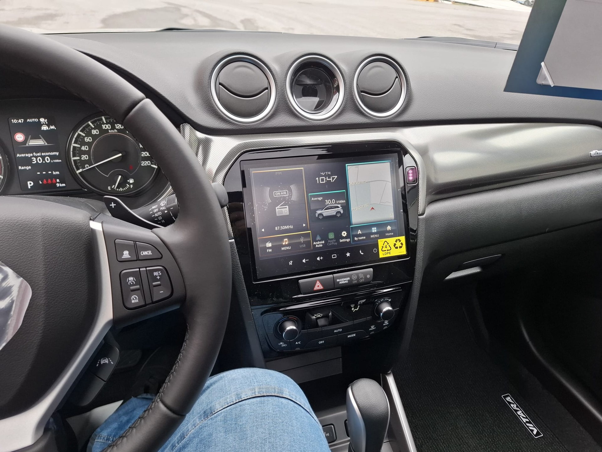 SUZUKI Vitara 1.4 T Boosterjet Compact Top 4x4 Hybrid Automatic-image-6