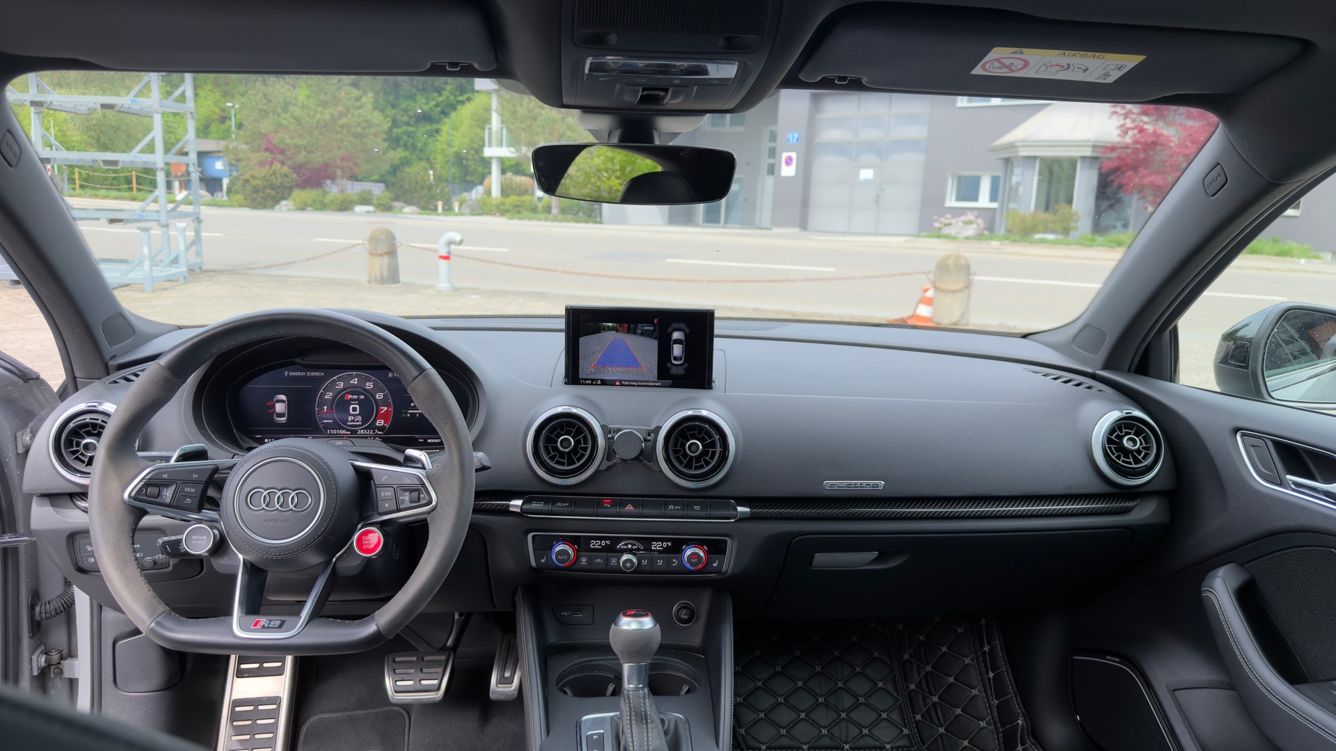 AUDI RS3 Limousine 2.5 TSI quattro S-tronic-image-14