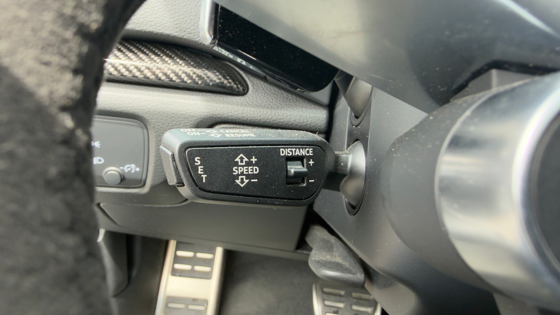 AUDI RS3 Limousine 2.5 TSI quattro S-tronic-image-9