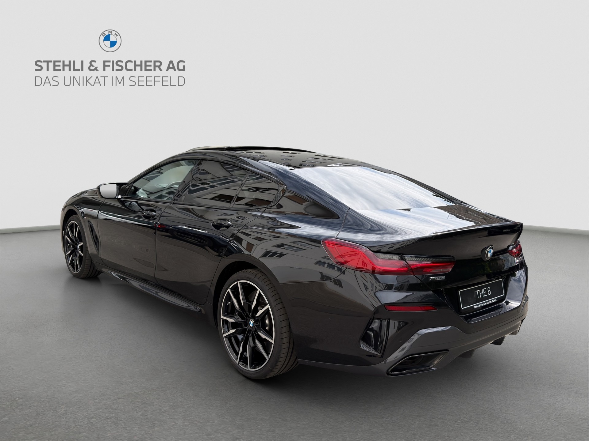 BMW M850i xDrive Steptronic-showroom-element-3