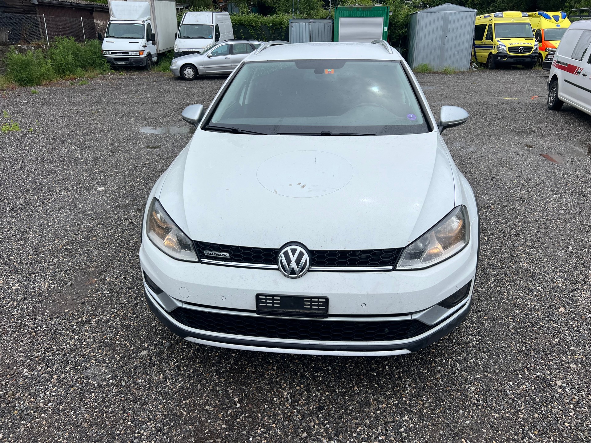 VW Golf 1.8 TSI Alltrack 4Motion-image-1