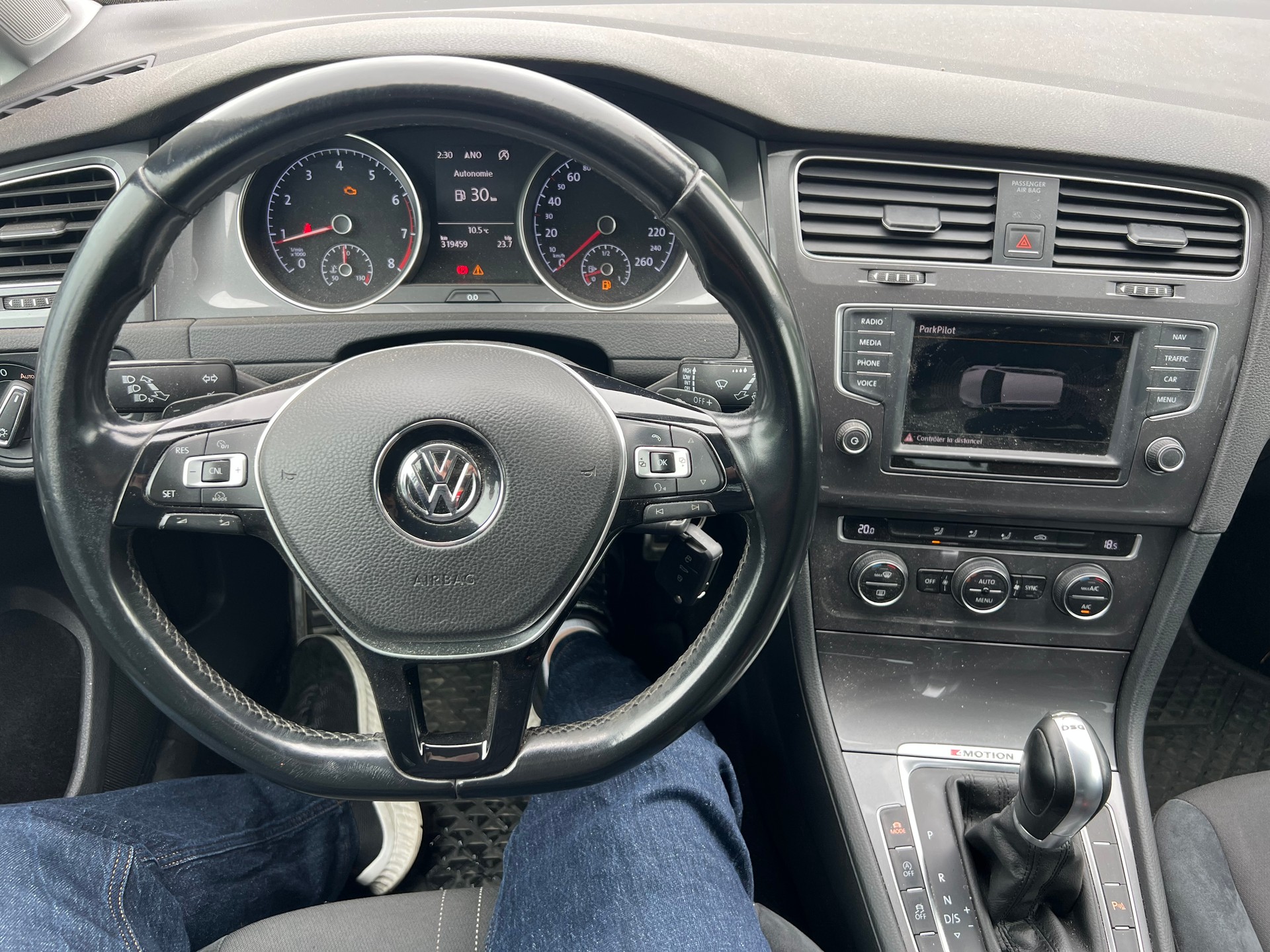 VW Golf 1.8 TSI Alltrack 4Motion-image-11