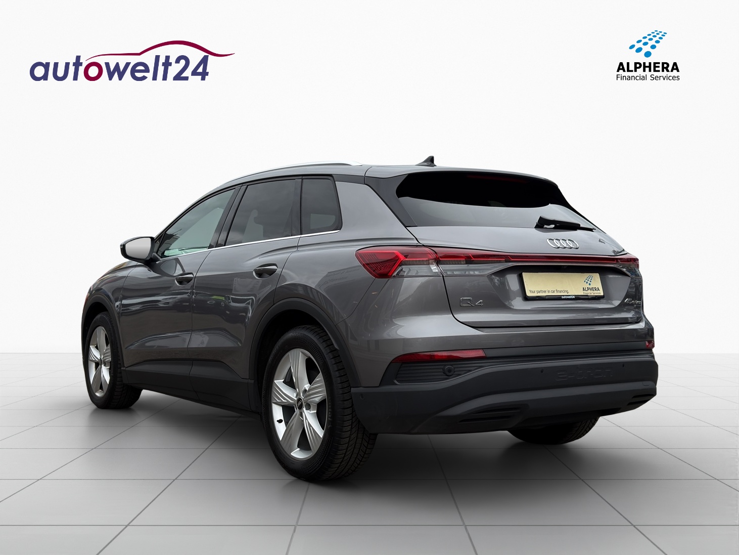 AUDI Q4 e-tron 45 quattro-image-7