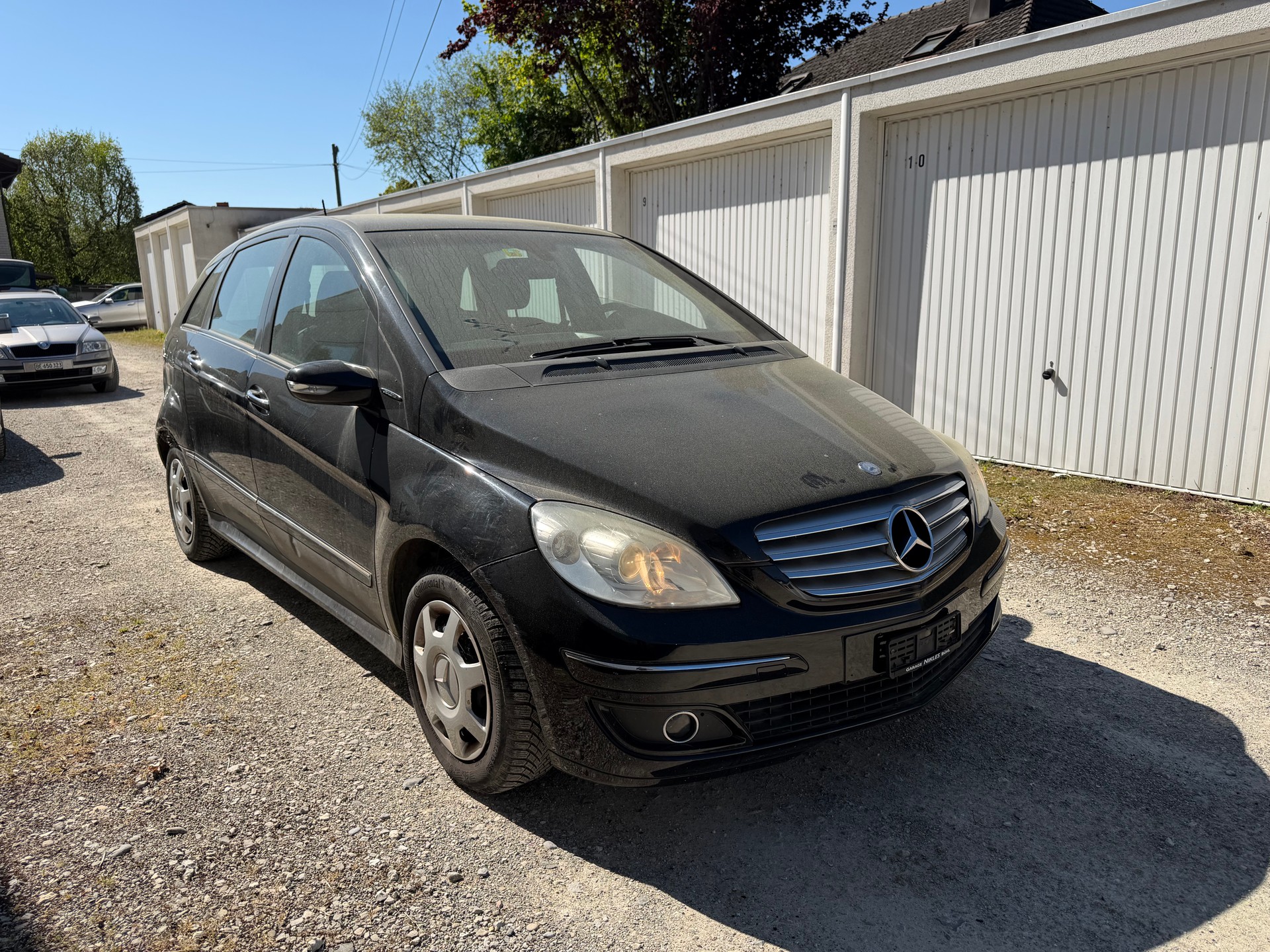 MERCEDES-BENZ B 170-showroom-element-1